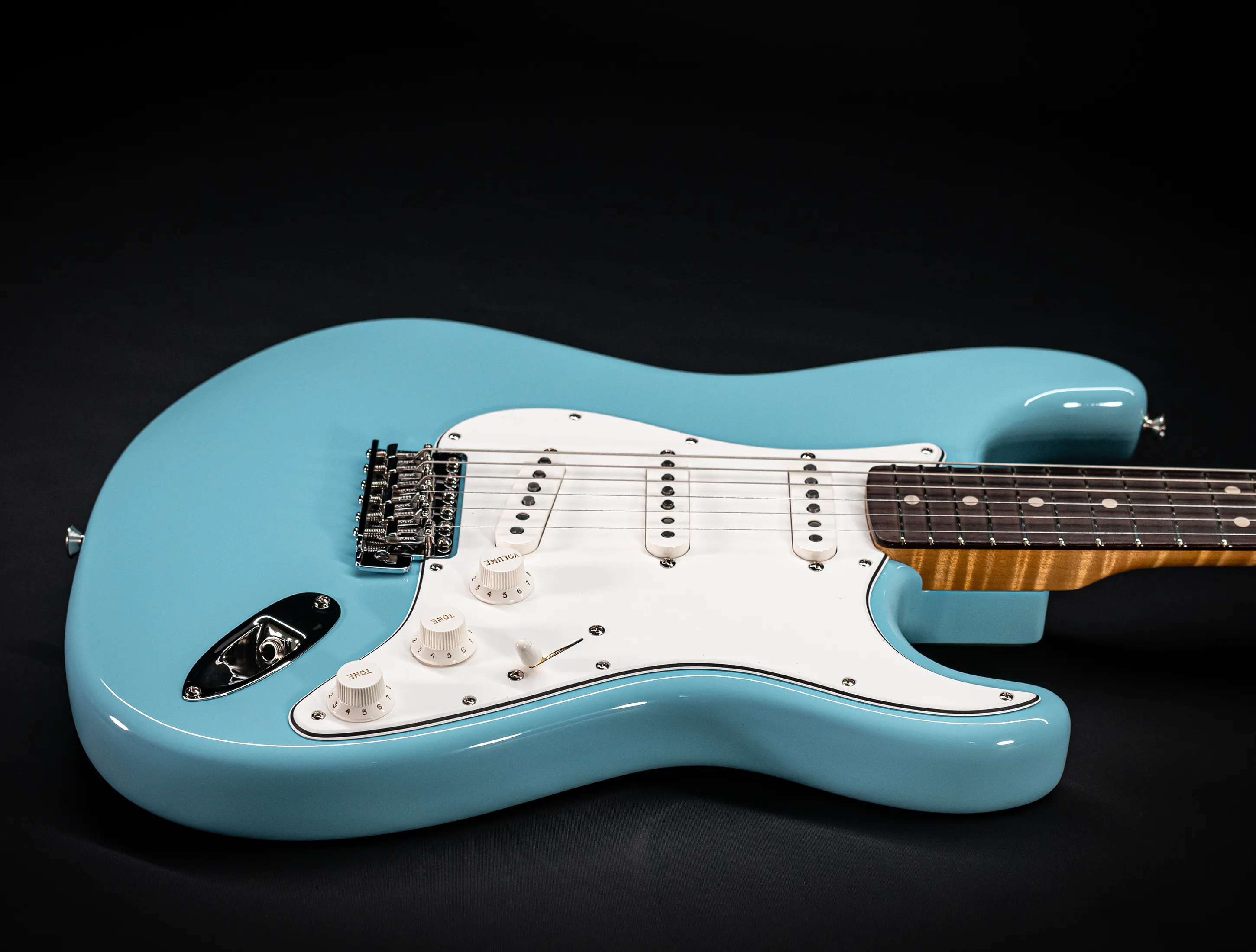 Fender MBD 1963 Stratocaster Prestige NOS flame Neck - Daphne Blue