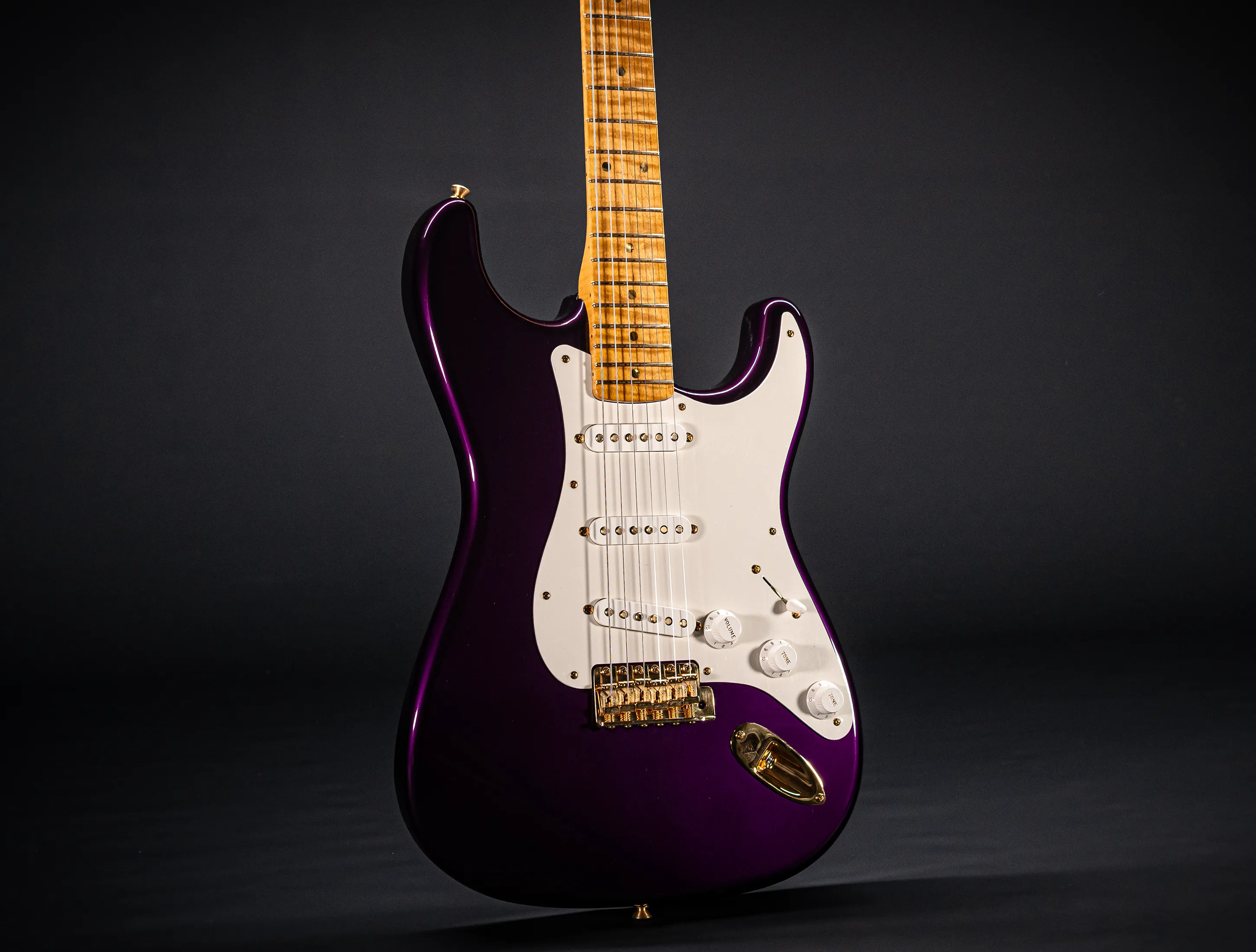Fender MBD 1957 Stratocaster GLOSS NOS flame Neck - Purple Metallic