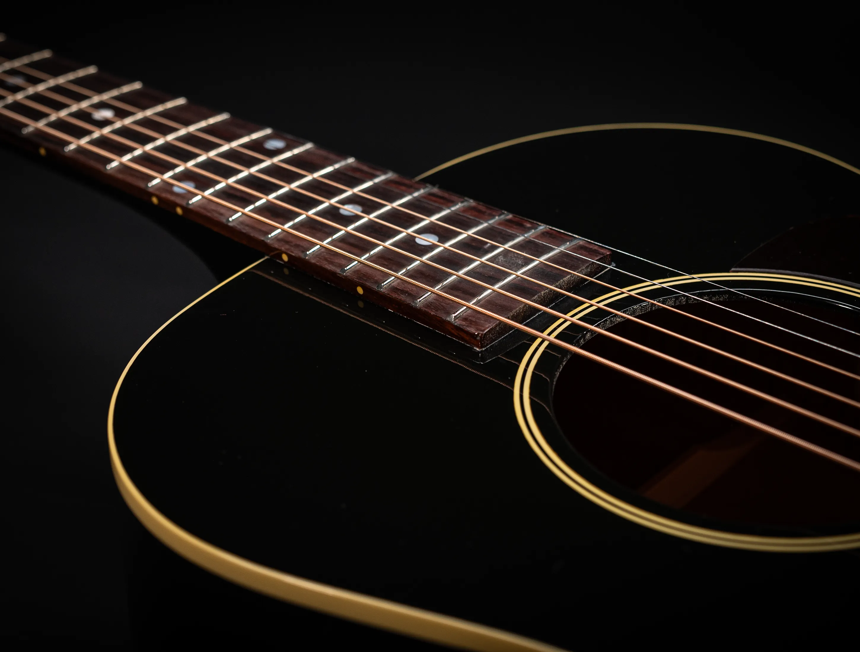 Galerie anzeigen (22 Bilder) a164480 Gibson L-00 Original Ebony