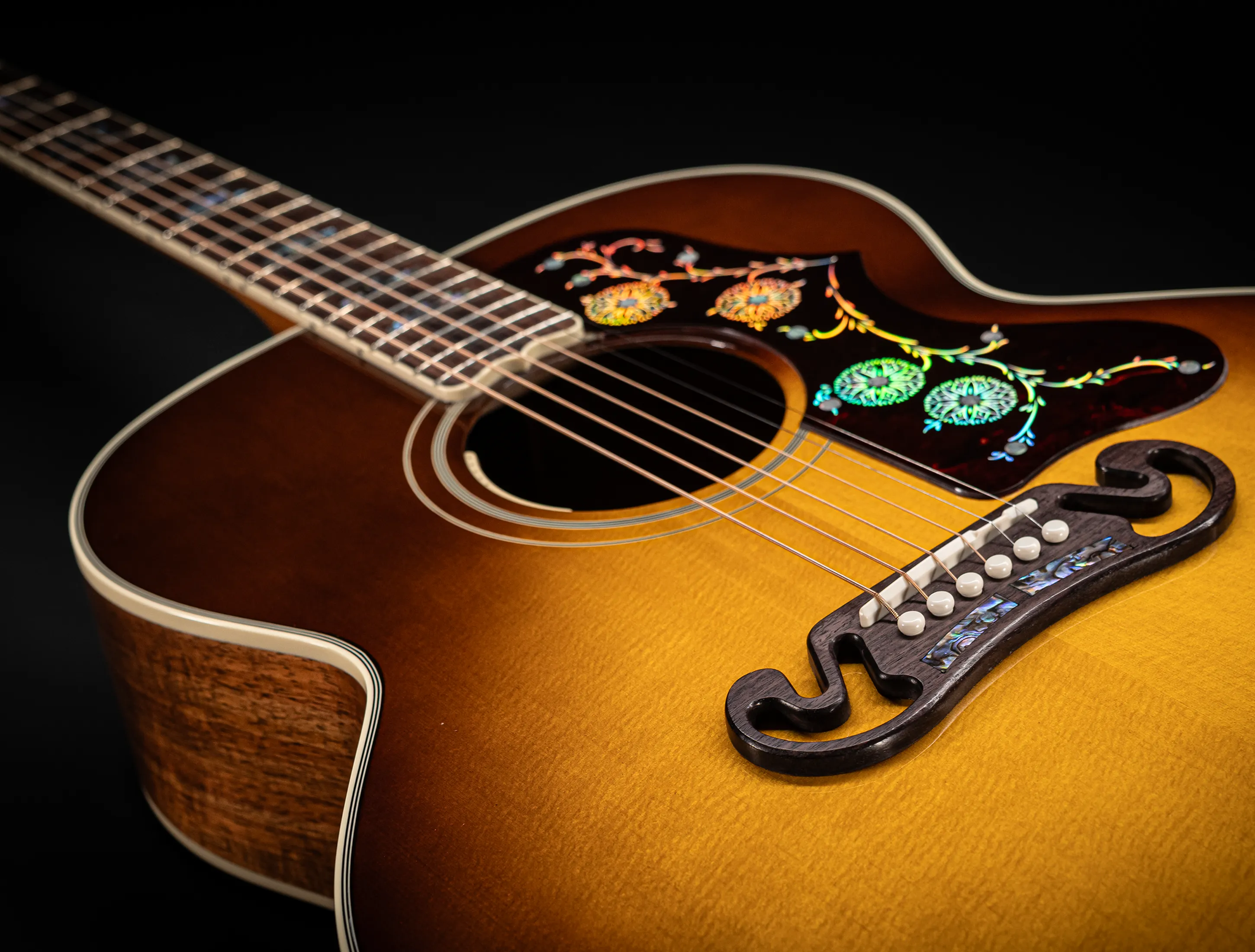 Gibson SJ-200 Elegant Koa - Honey Burst