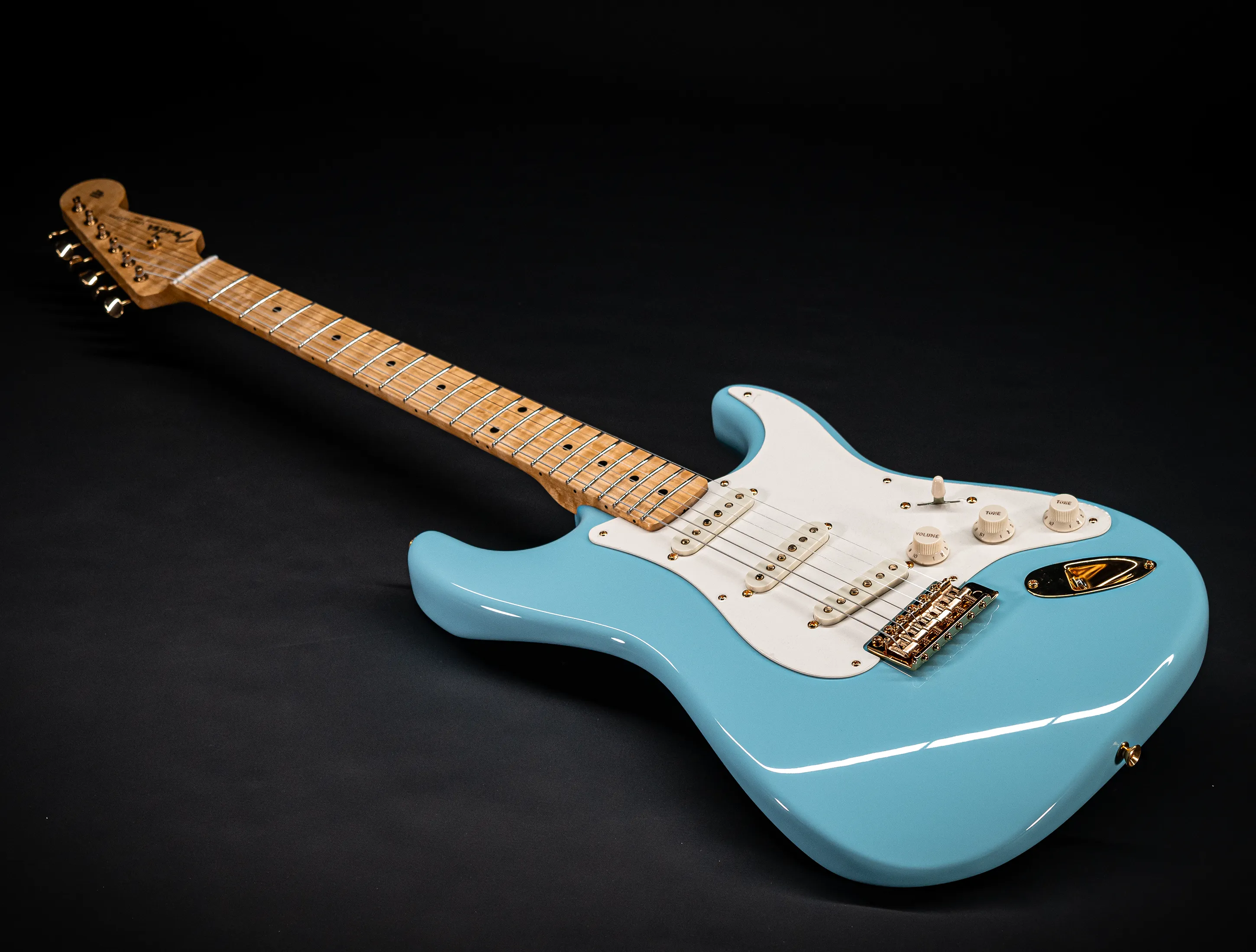 Fender 1959 Limited Stratocaster NOS Birdseye Neck Gold Hardware - Daphne Blue