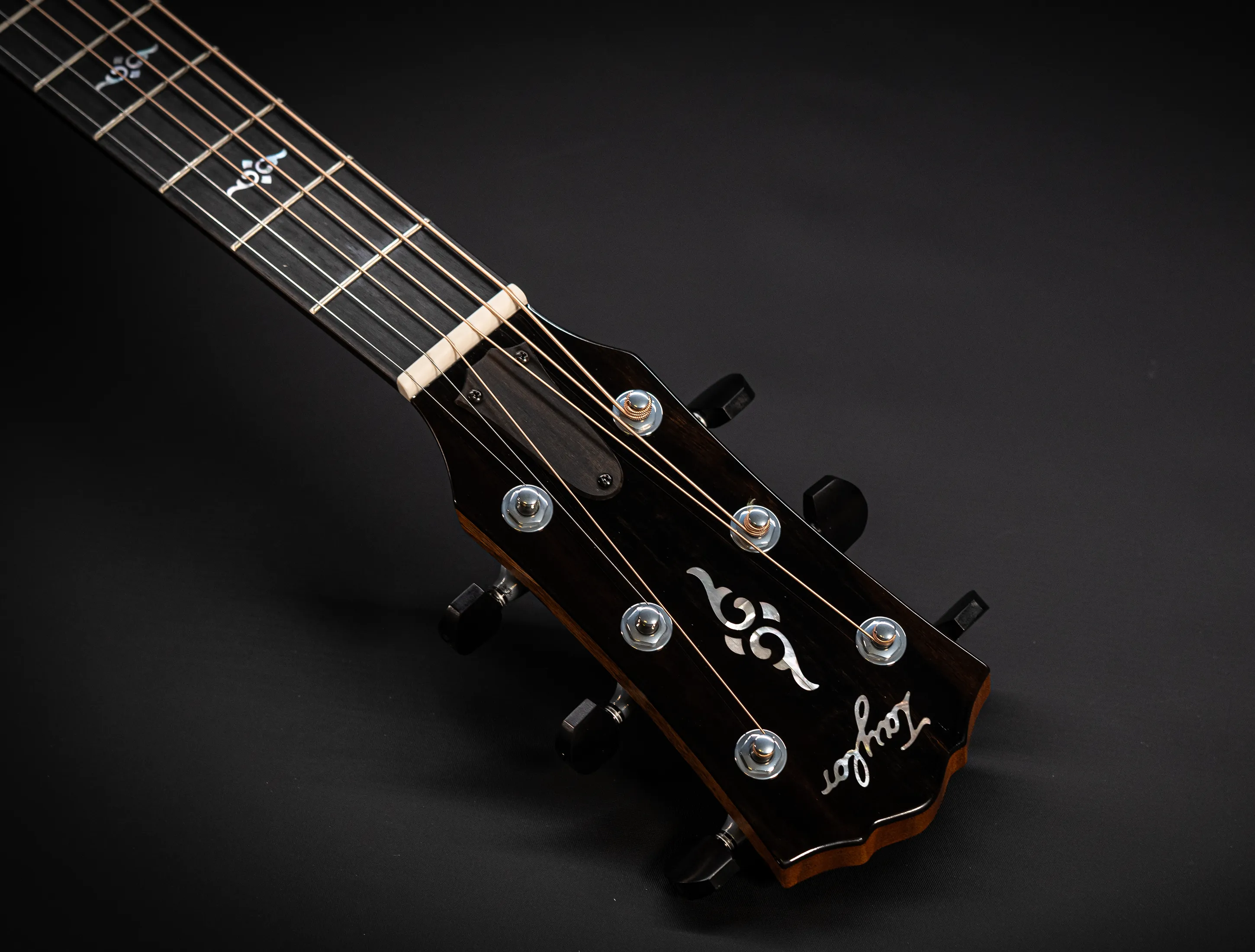 a172073 Taylor Gold Label 814e Koa Sunburst Top - Musikhaus Hermann