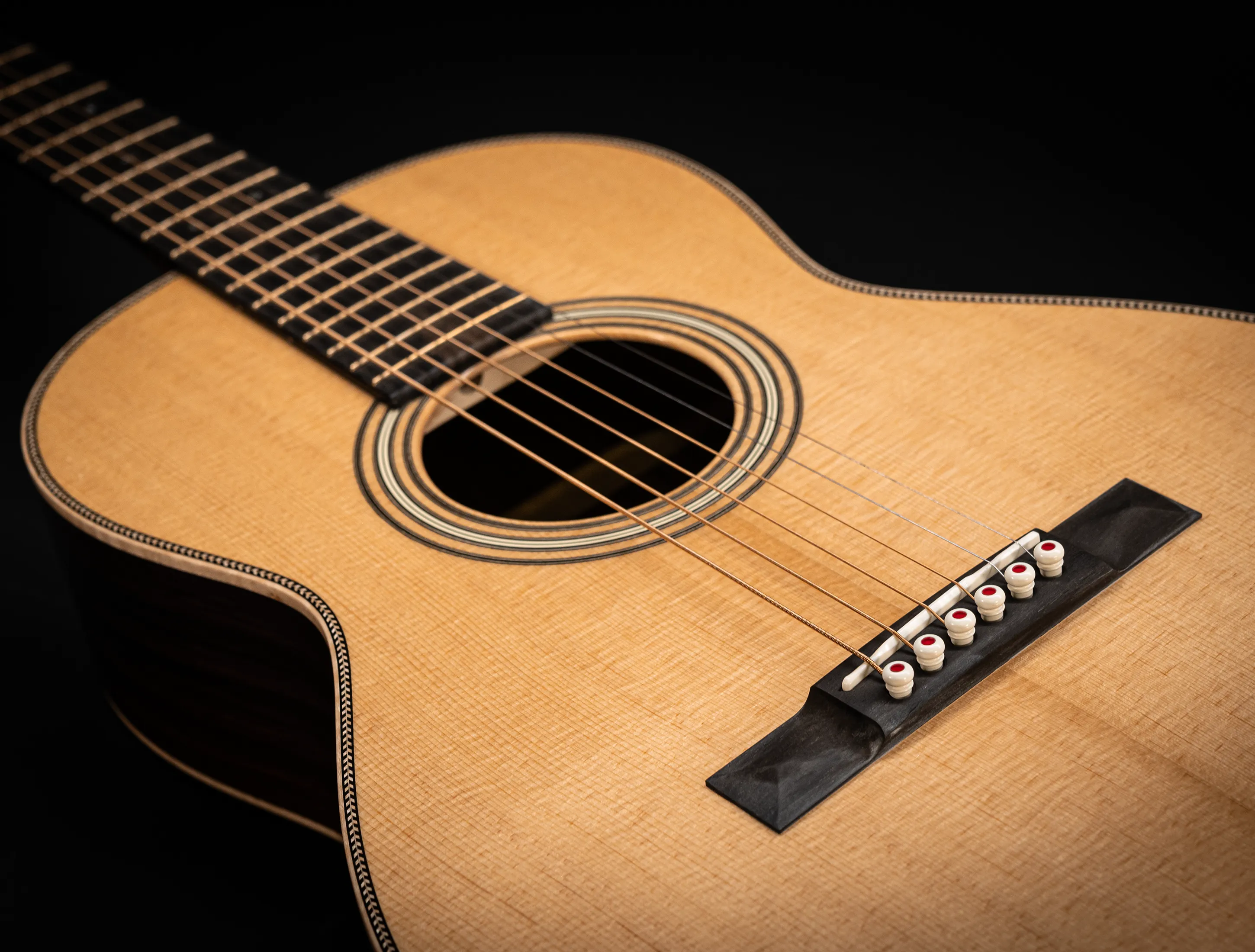 Show gallery (31 images) a170916 Martin 012-28 12-Fret Modern Deluxe Musikhaus-Hermann