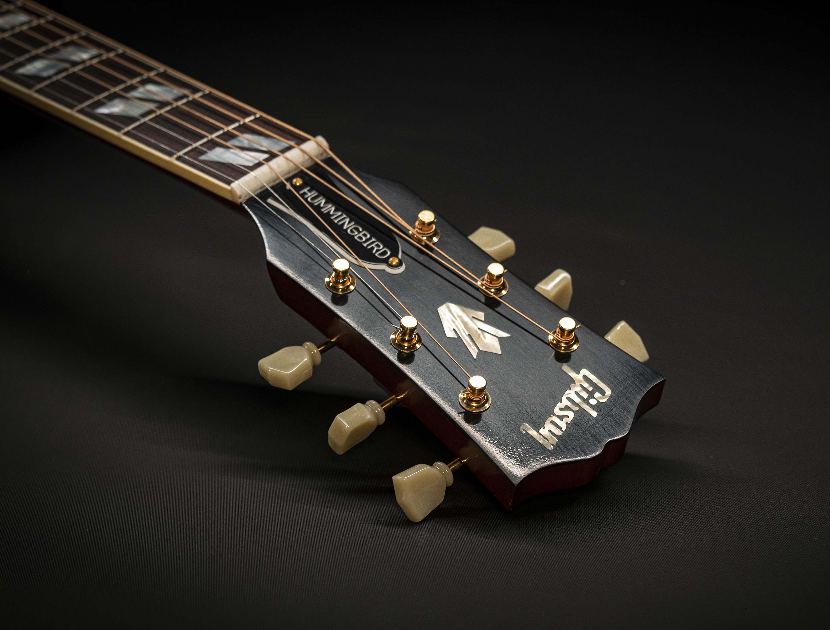 a138937-gibson-1960-hummingbird-double-pickguard-custom-shop-thermally-aged-adirondack-antique-60s-cherry