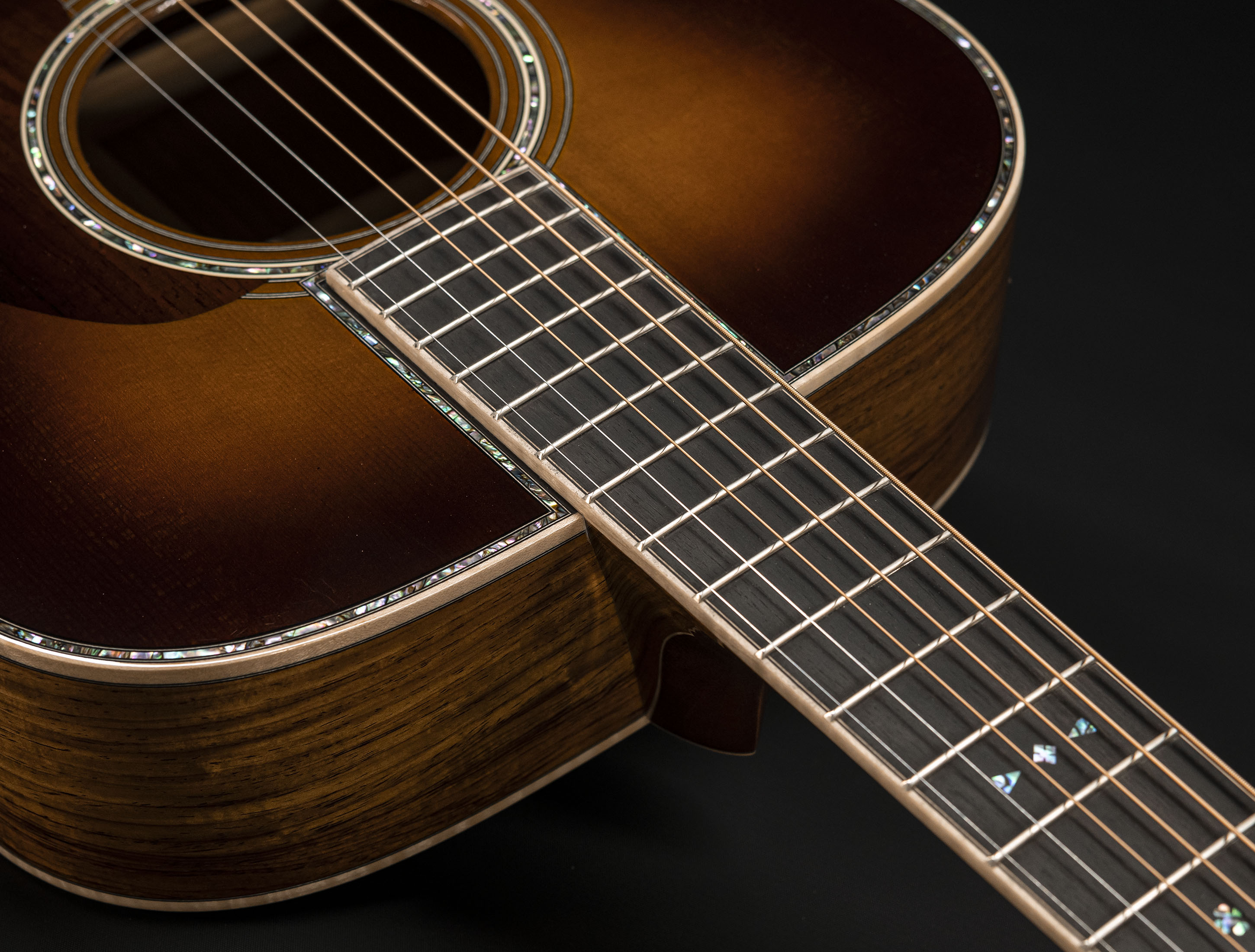 a14 Musikhaus-Hermann 3850-CEO-10-Guatemalan-Rosewood-limited-16-of-100