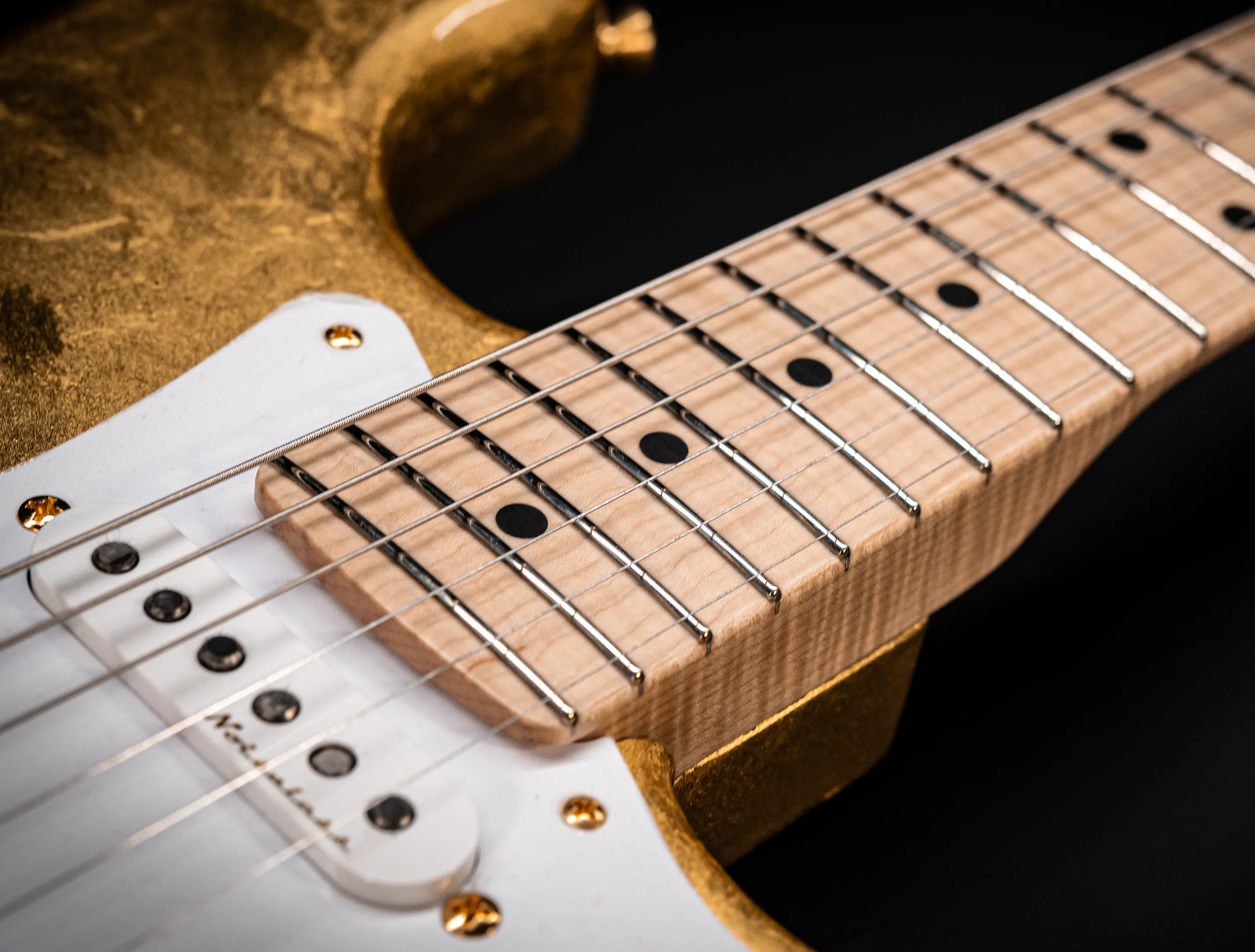 a165170 Fender Masterbuilt Todd Krause GOLD LEAF Eric Clapton Stratocaster - 24 Karat Gold