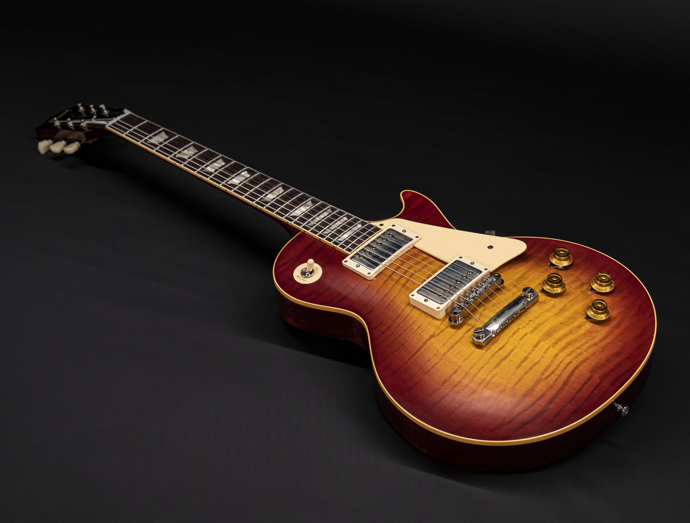 a131873_Gibson-Les-Paul-1959-Reissue-Murphy-Lab-Ultra-Light-Aged-Sunrise-Teaburst a131873 gibson-les-paul-1959-reissue-murphy-lab-ultra-light-aged-sunrise-teaburst