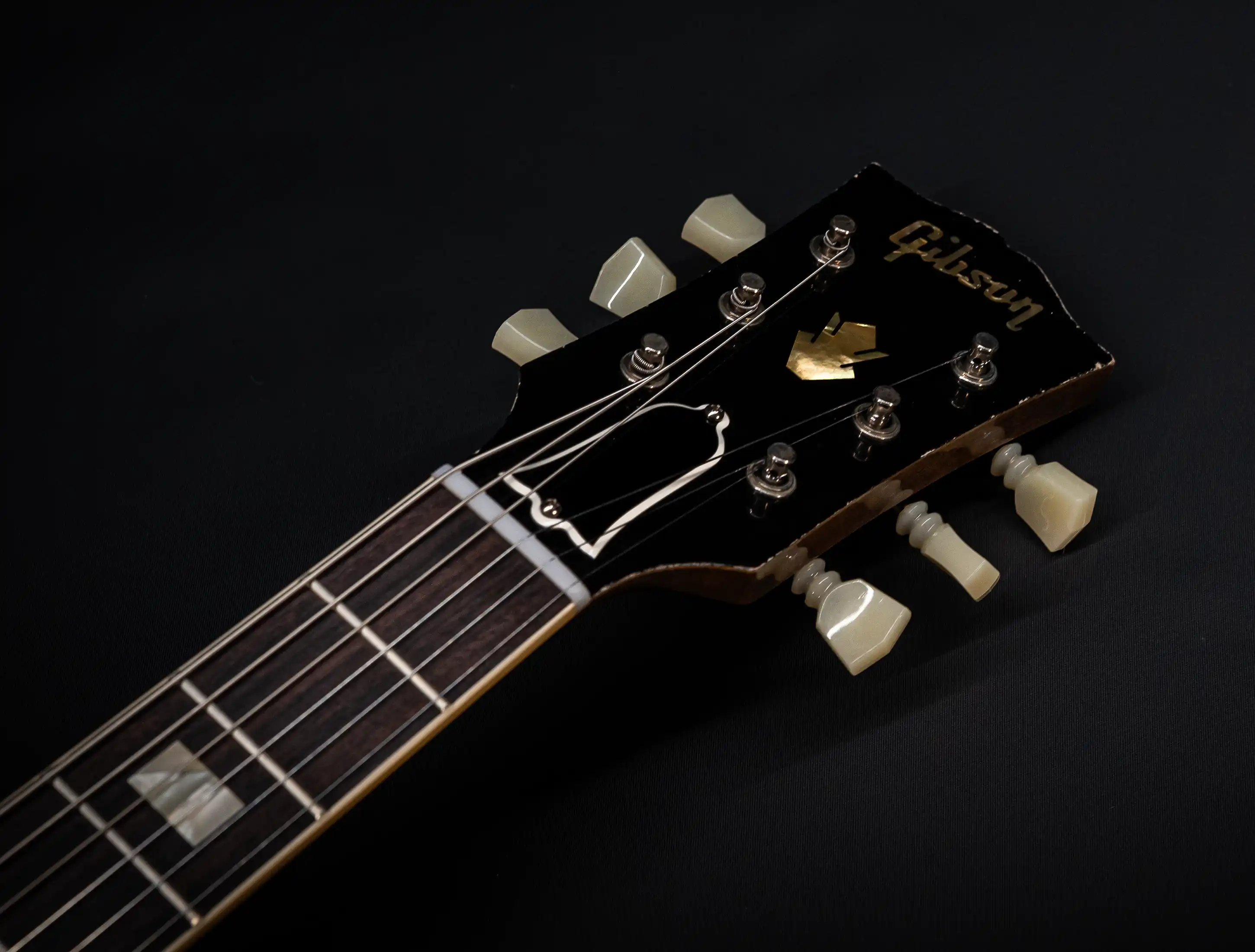 Galerie anzeigen (29 Bilder) a154457 Gibson-ES-335-1964-Custom-Shop-Murphy-Lab-Light-Aged-Figured-Maple-Antique-Walnut-Stain