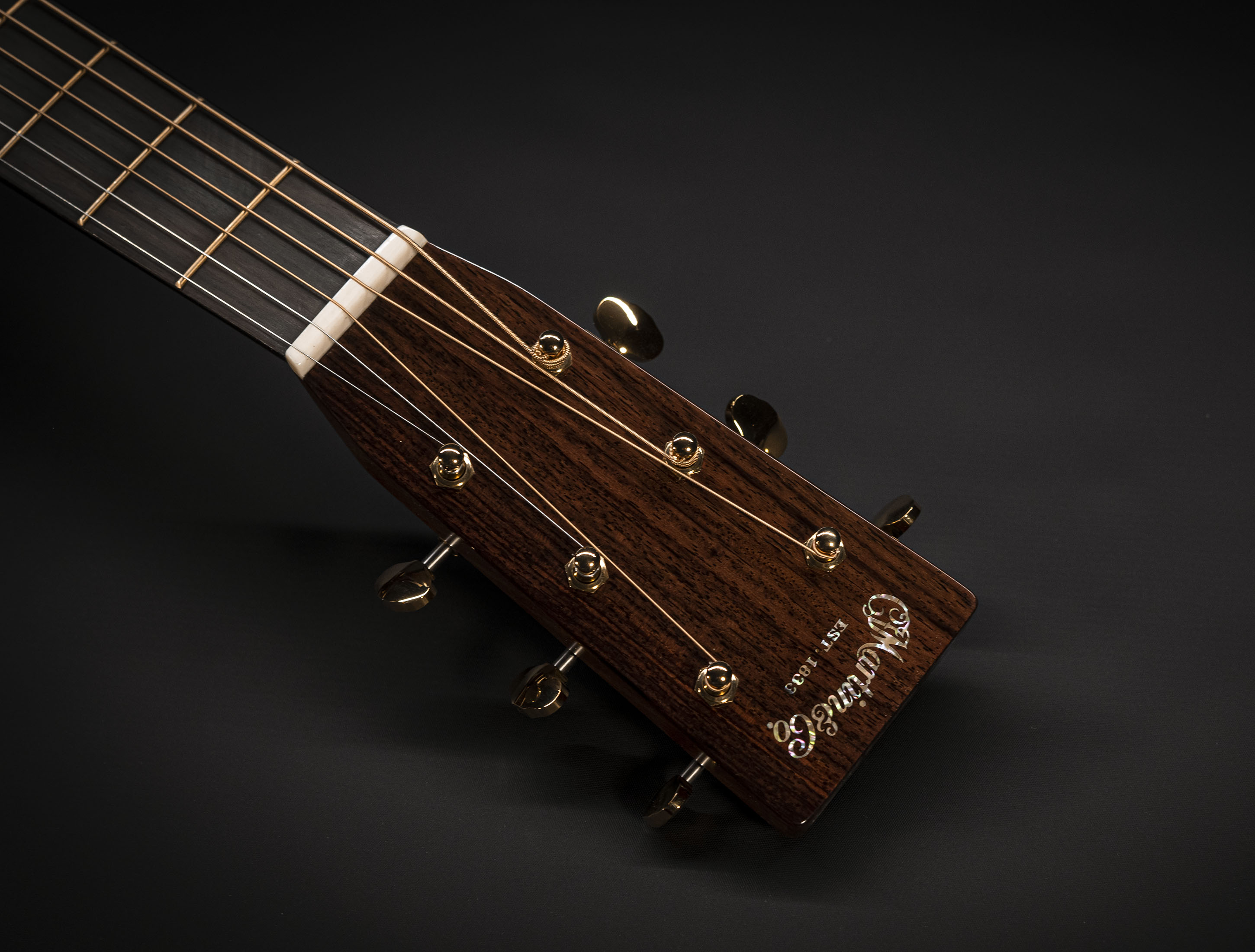 Show gallery (26 images) a142826 Martin-OM-28E-Modern-Deluxe-mit-Tonabnehmer