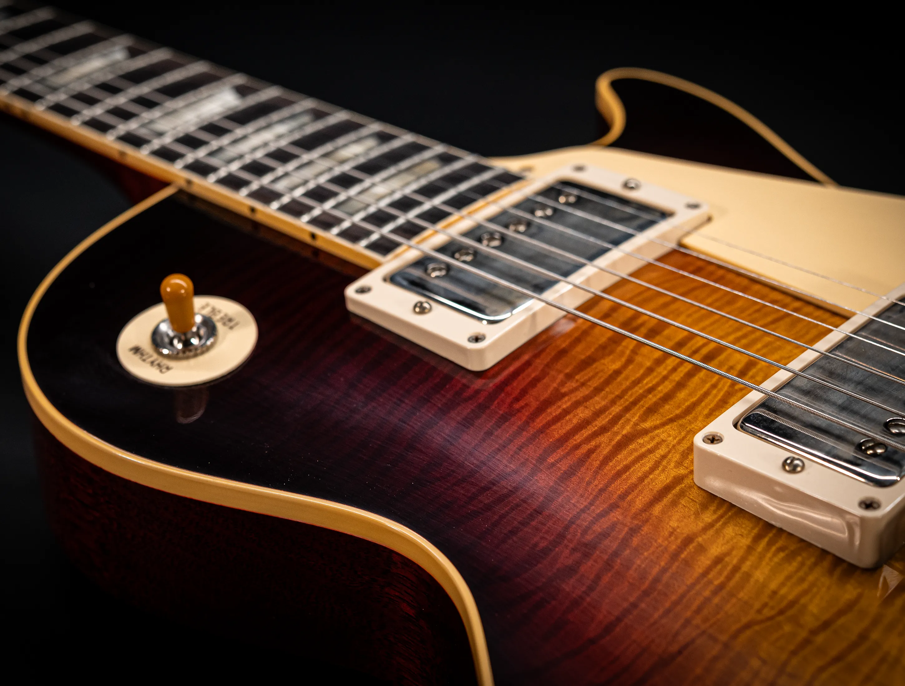 a173953-Gibson-Les-Paul-1959-Reissue-VOS-Southern-Fadeburst-Factory-Special-Heroes-Greatest-Hits-Musikhaus-Hermann