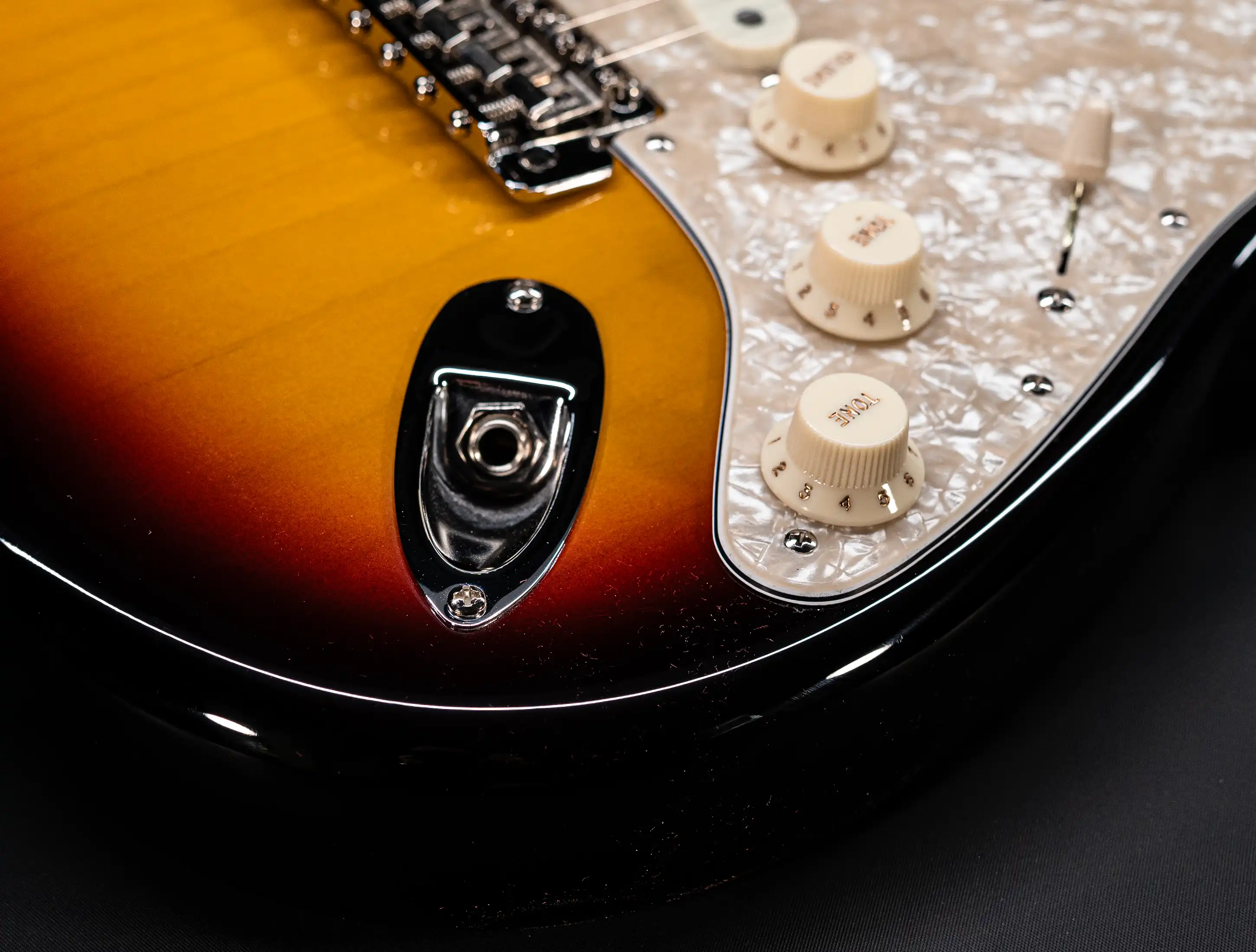 a154614 Fender-MBD-Limited-60s-STARS-Stratocaster-NOS-flame-Neck-Sunburst