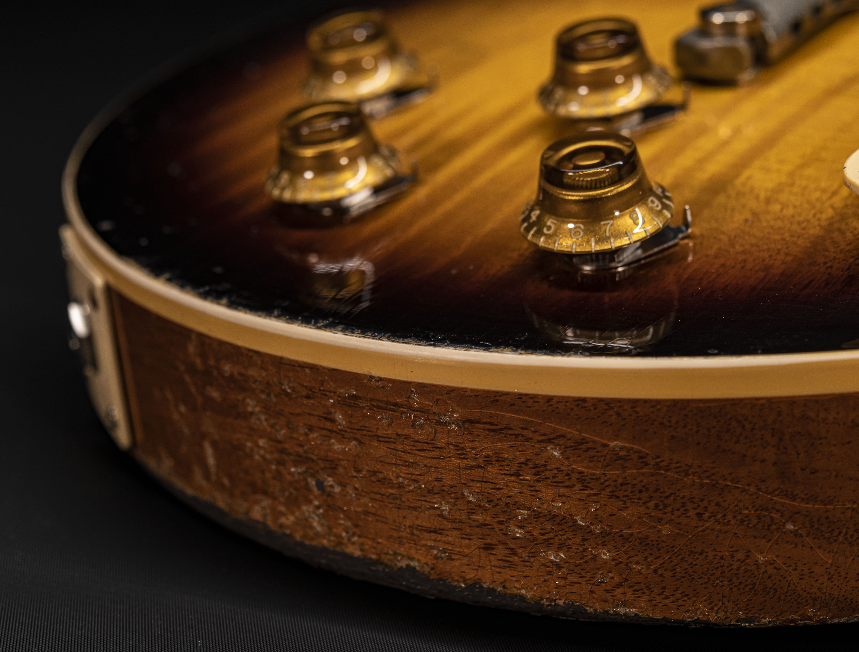 a133314_Gibson-Les-Paul-1959-Reissue-Murphy-Lab-Ultra-Heavy-Aged-Kindred-Burst a133314 gibson-les-paul-1959-reissue-murphy-lab-ultra-heavy-aged-kindred-burst