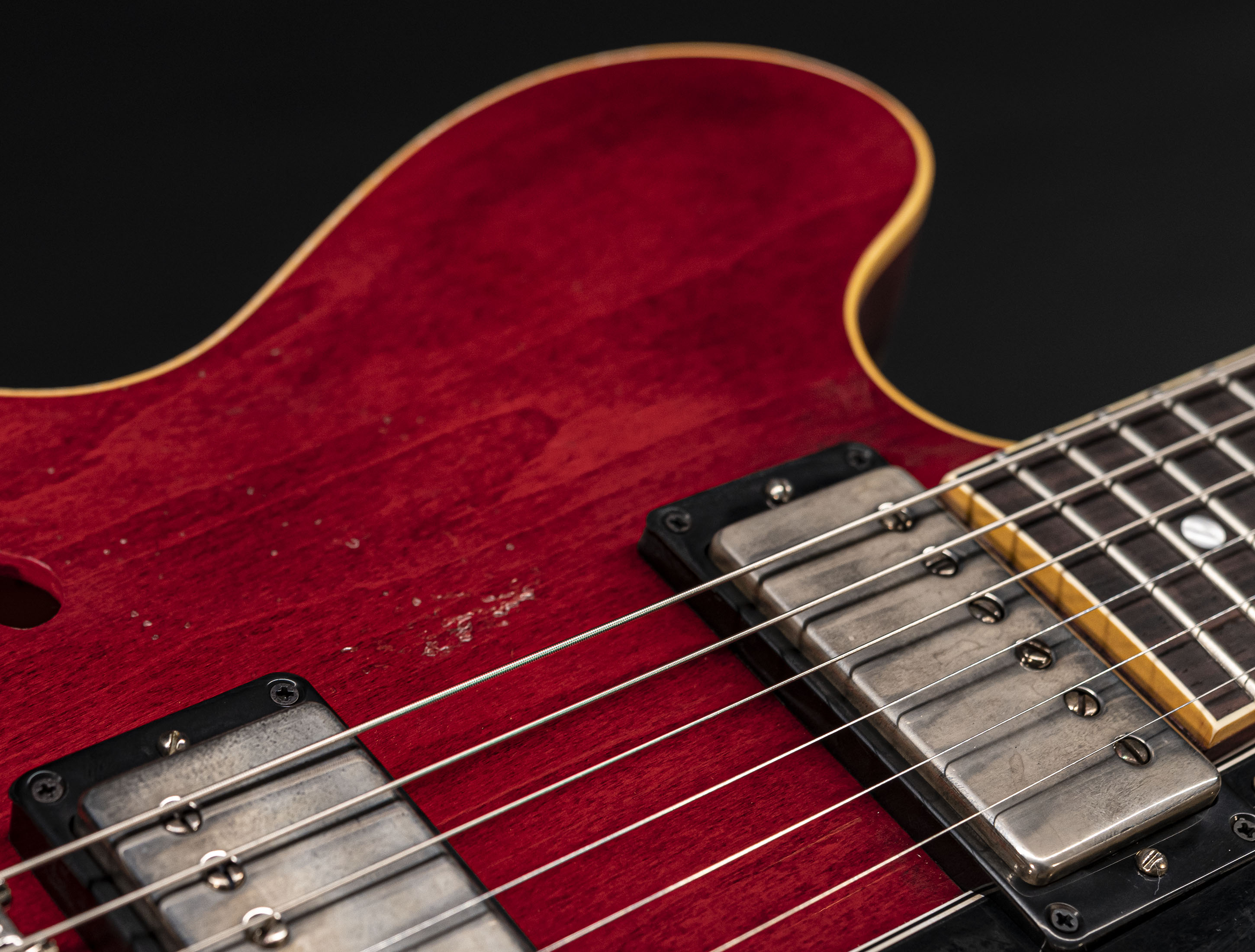 a128100-Gibson-1961-ES-335-Heavy-Aged-Murphy-Lab-Sixties-Cherry a128100-gibson-1961-es-335-heavy-aged-murphy-lab-sixties-cherry