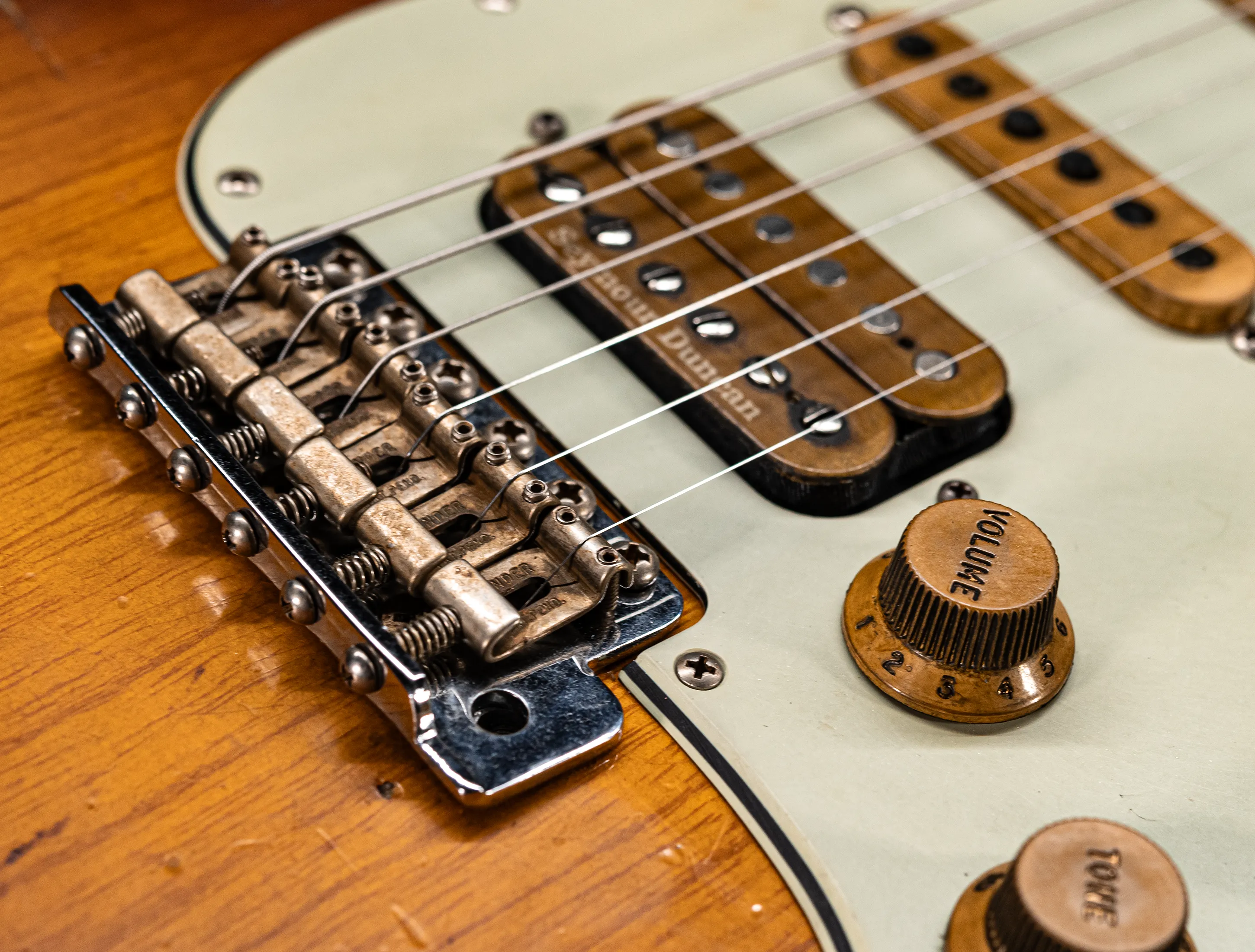 Fender MBD II 1962 Humbucker Stratocaster MIDAS Super Heavy Relic - ASH Body Maple Neck Sunburst