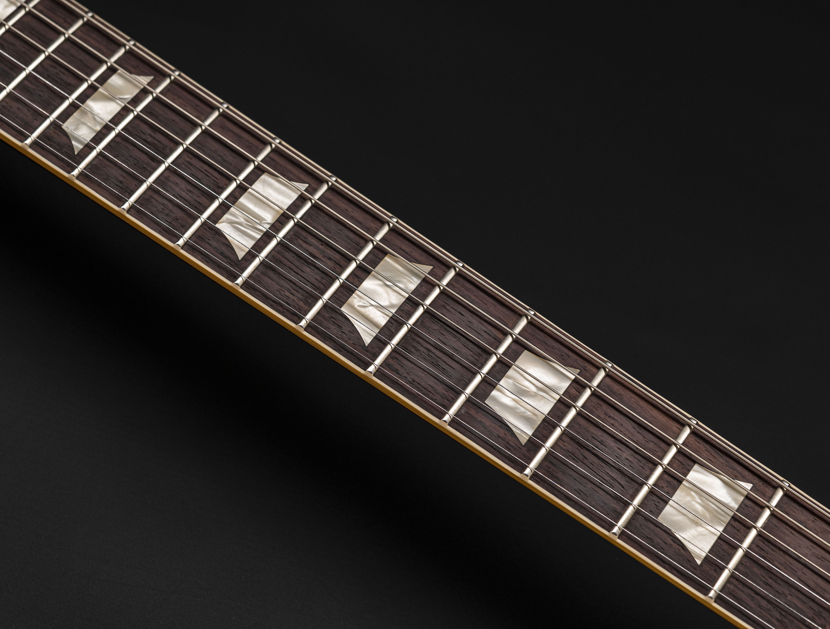a128082-Gibson-SG-1964-Standard-Reissue-Maestro-Vibrola-VOS-Cherry-Red a128082-gibson-sg-1964-standard-reissue-maestro-vibrola-vos-cherry-red