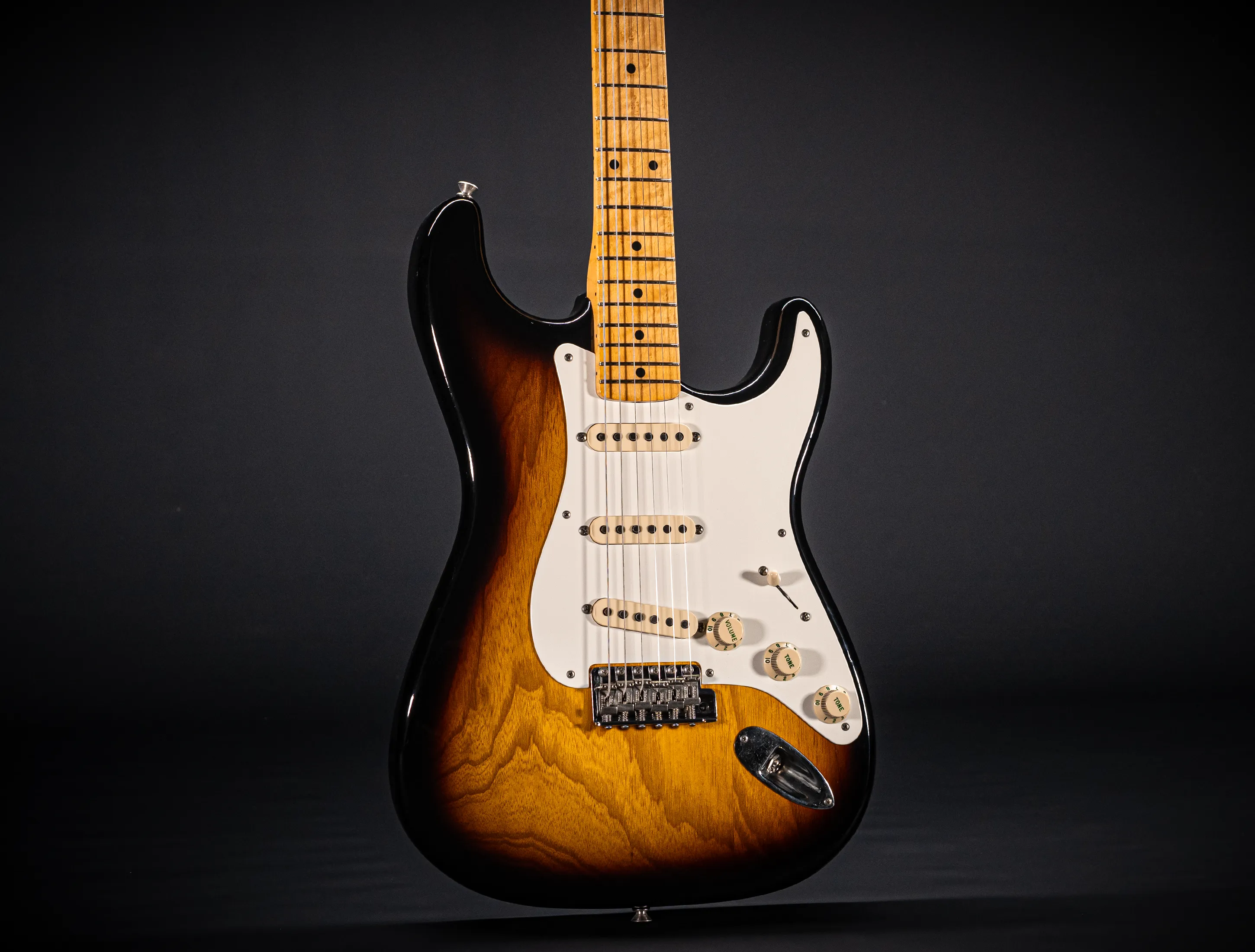 Fender Masterbuilt Kyle McMillin 1955 Stratocaster Closet Classic Ash Body - Sunburst