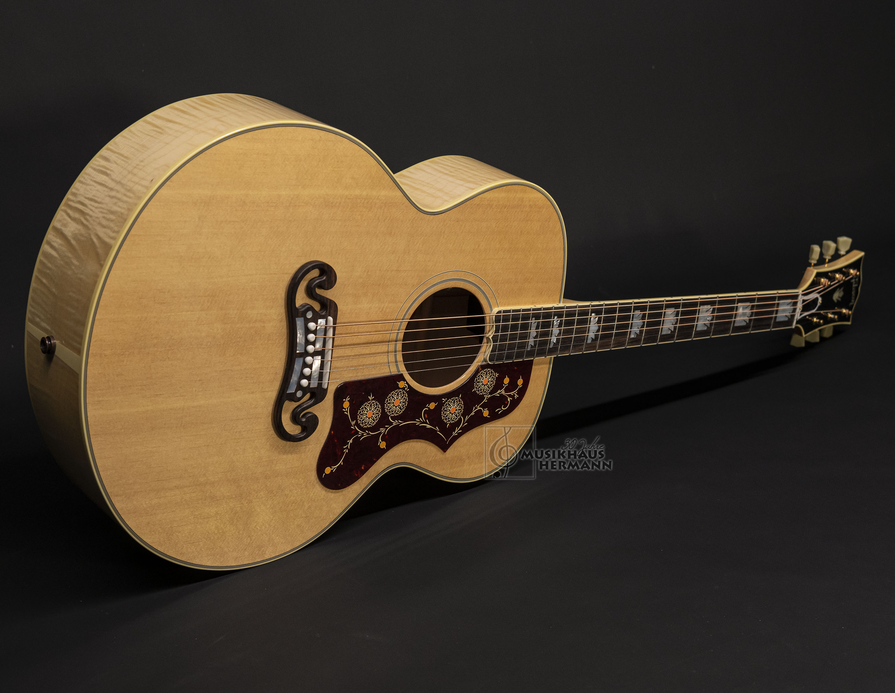 Show gallery (15 images) a8-6866-gibson-sj-200-original-an-antique-natural