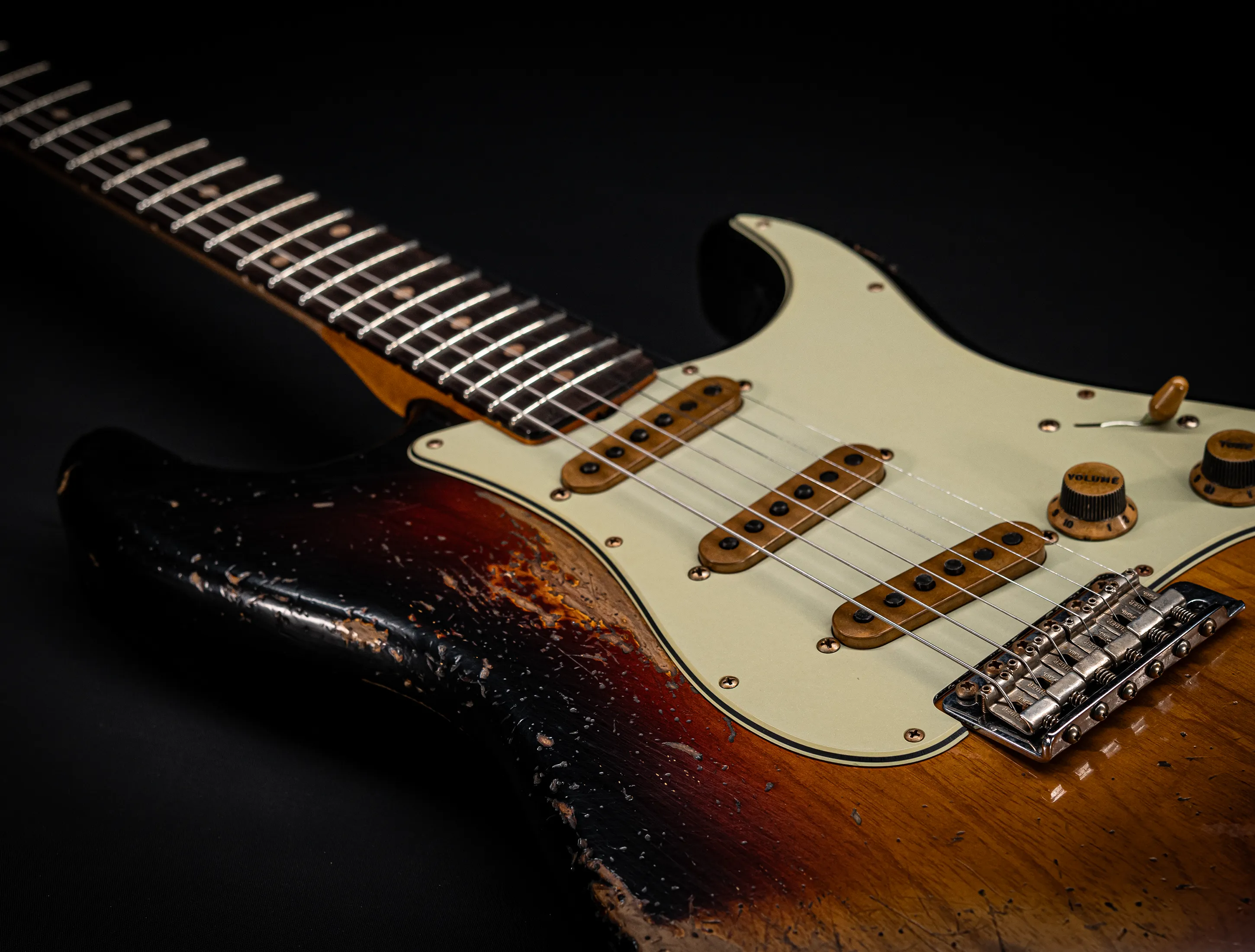 a176127-Fender-MBD-II-Limited-1962-Stratocaster-MIDAS-Super-Heavy-Relic-ASH-Body-Sunburst-