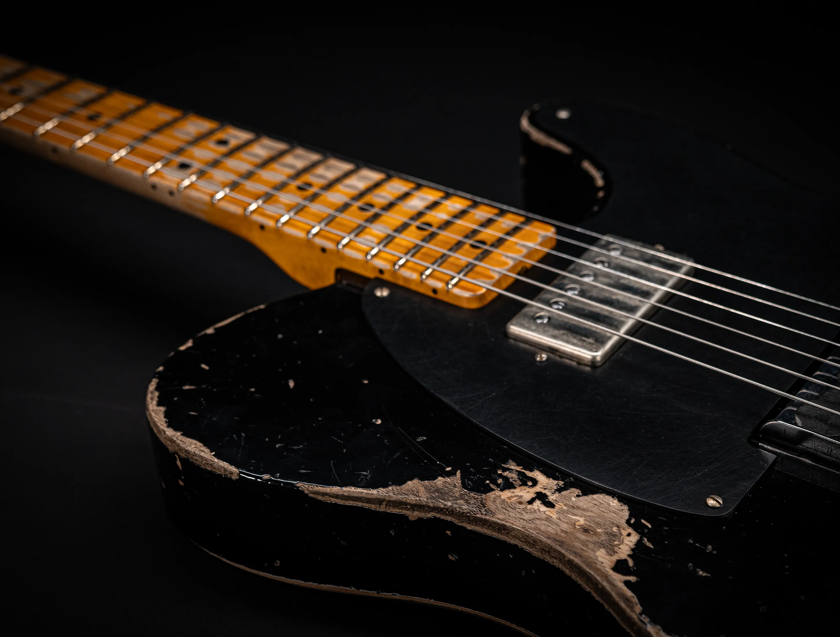 a176208-Fender-MBD-II-Limited-1952-Humbucker-Telecaster-Super-Heavy-Relic-Aged-Black-