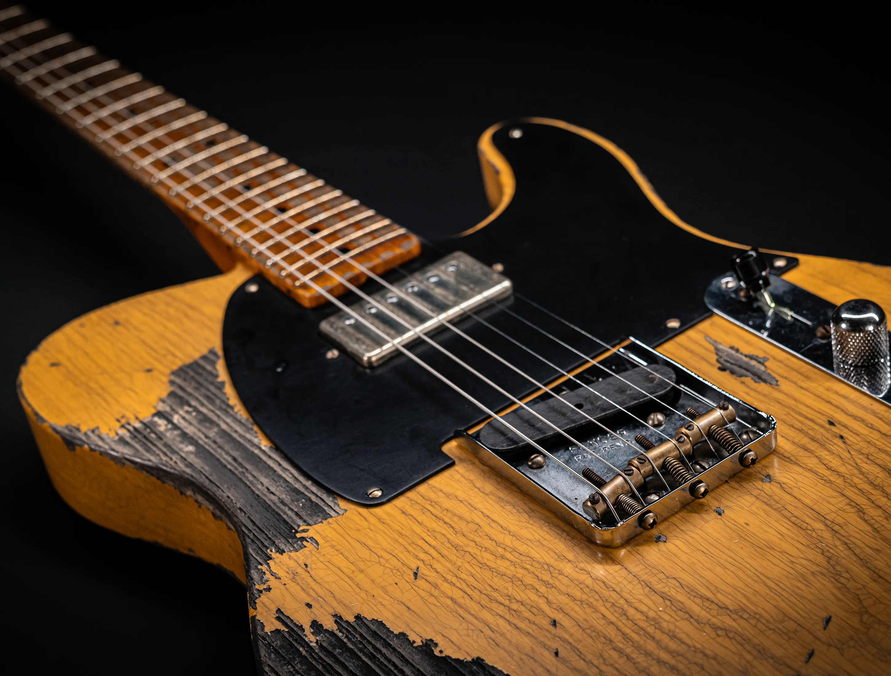 Fender MBD II 1952 Humbucker Telecaster Super Heavy Relic 1pc. Ash Body - Butterscotch Blonde