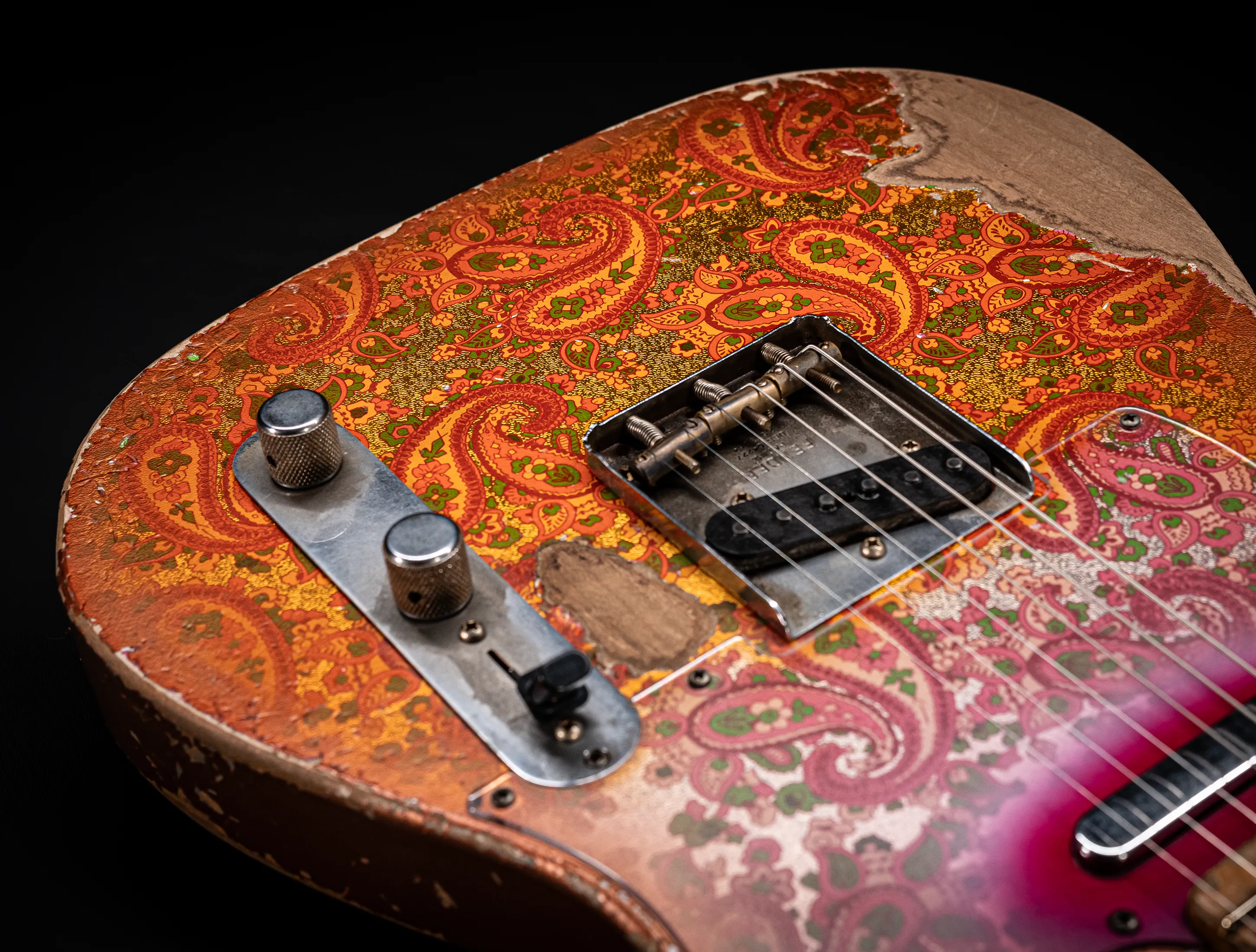 Fender Senior Masterbuilt Dale Wilson 1968 Telecaster Heavy Relic - Pink Paisley