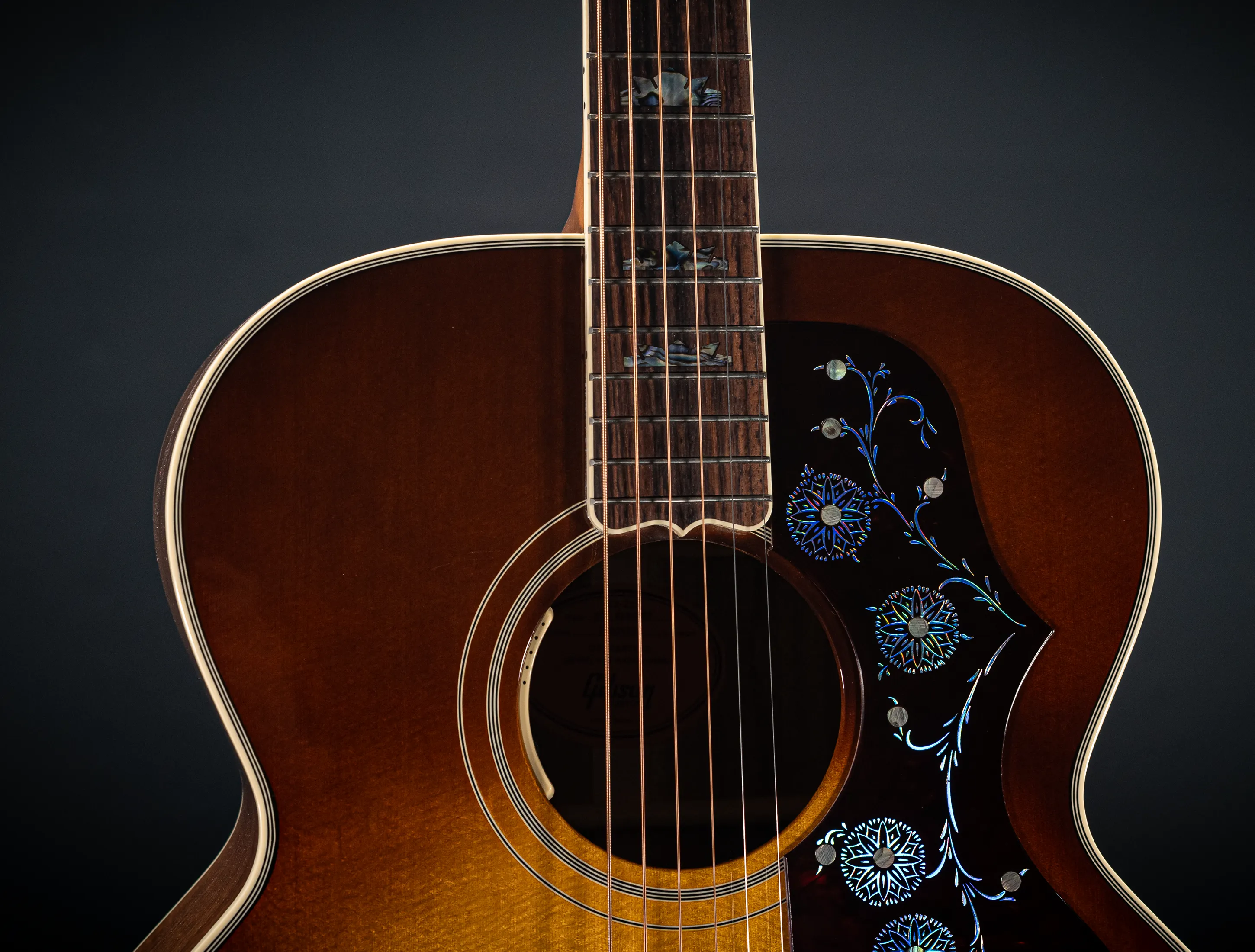 Gibson SJ-200 Elegant Koa - Honey Burst