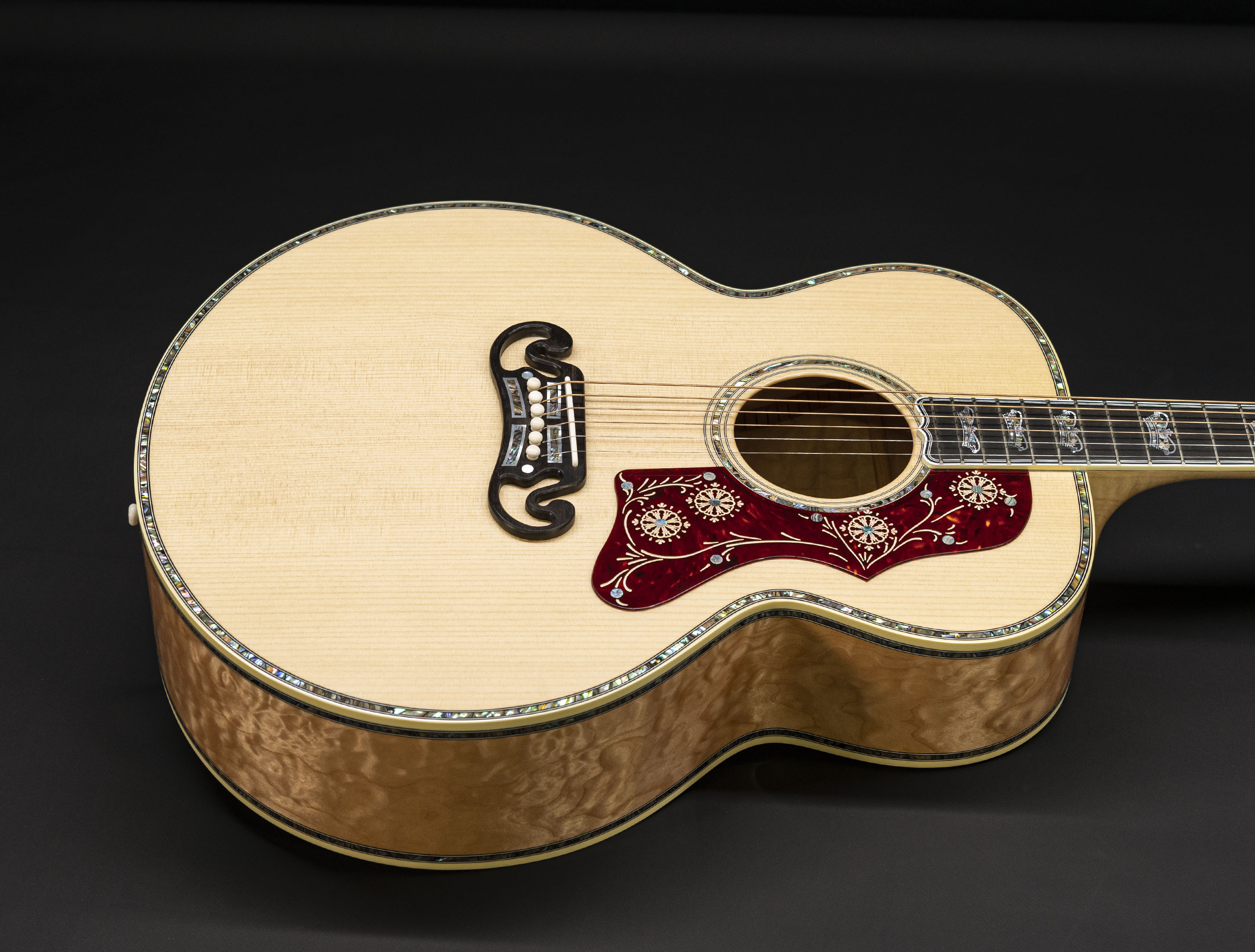 a115334_Gibson-SJ-200-Monarch-Mastershop-All-Antique-Natural a115334 gibson-sj-200-monarch-mastershop-all-antique-natural