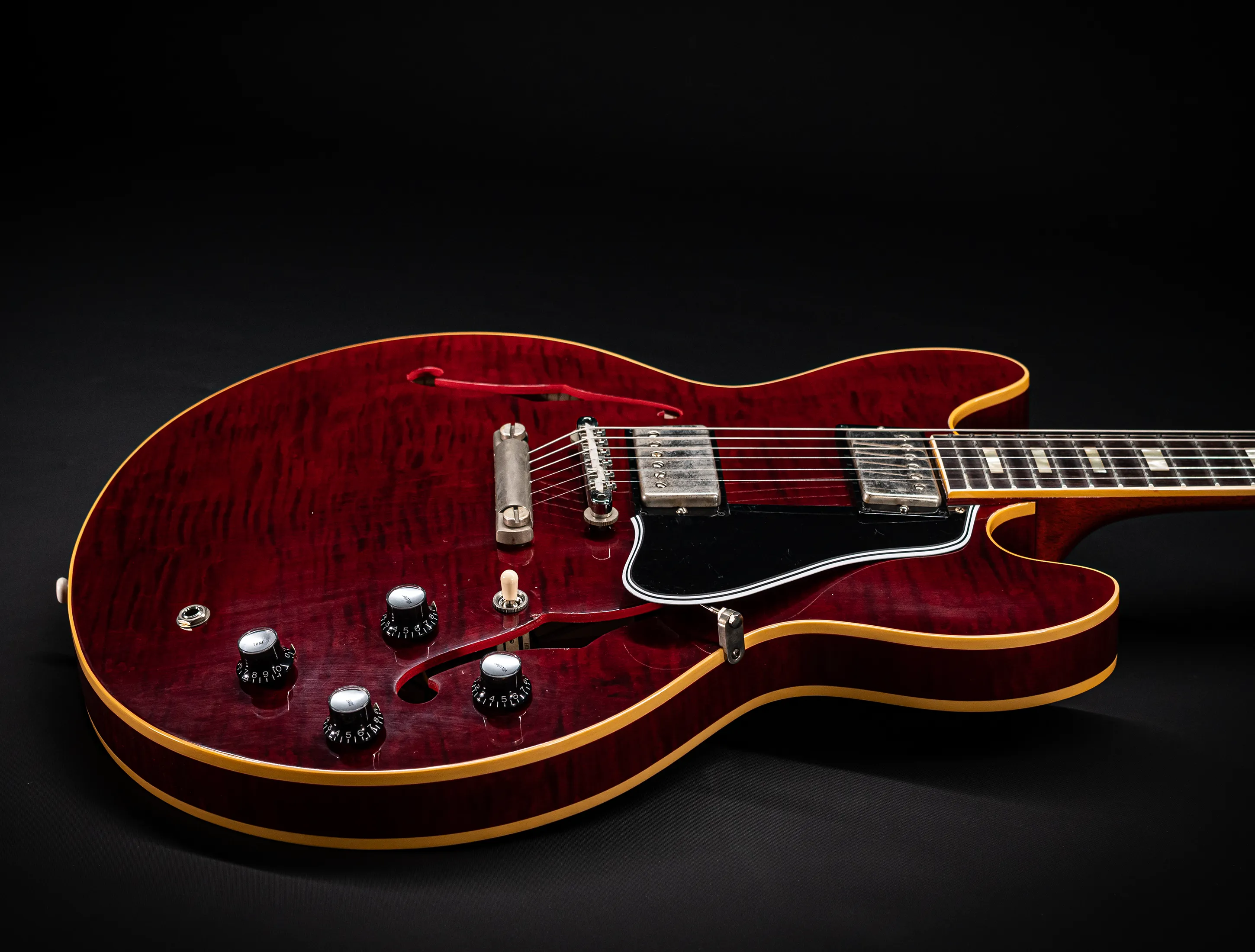 Gibson ES-335 1964 Custom Shop Murphy Lab Ultra Light Aged Figured Maple - Viking Red