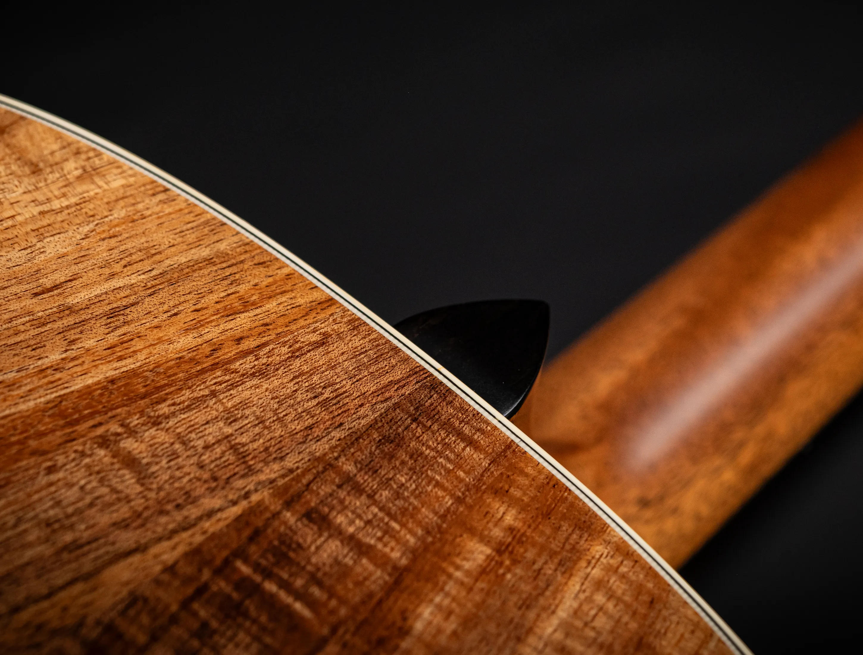 a172065 Taylor Gold Label 814e Koa Sunburst Top - Musikhaus Hermann