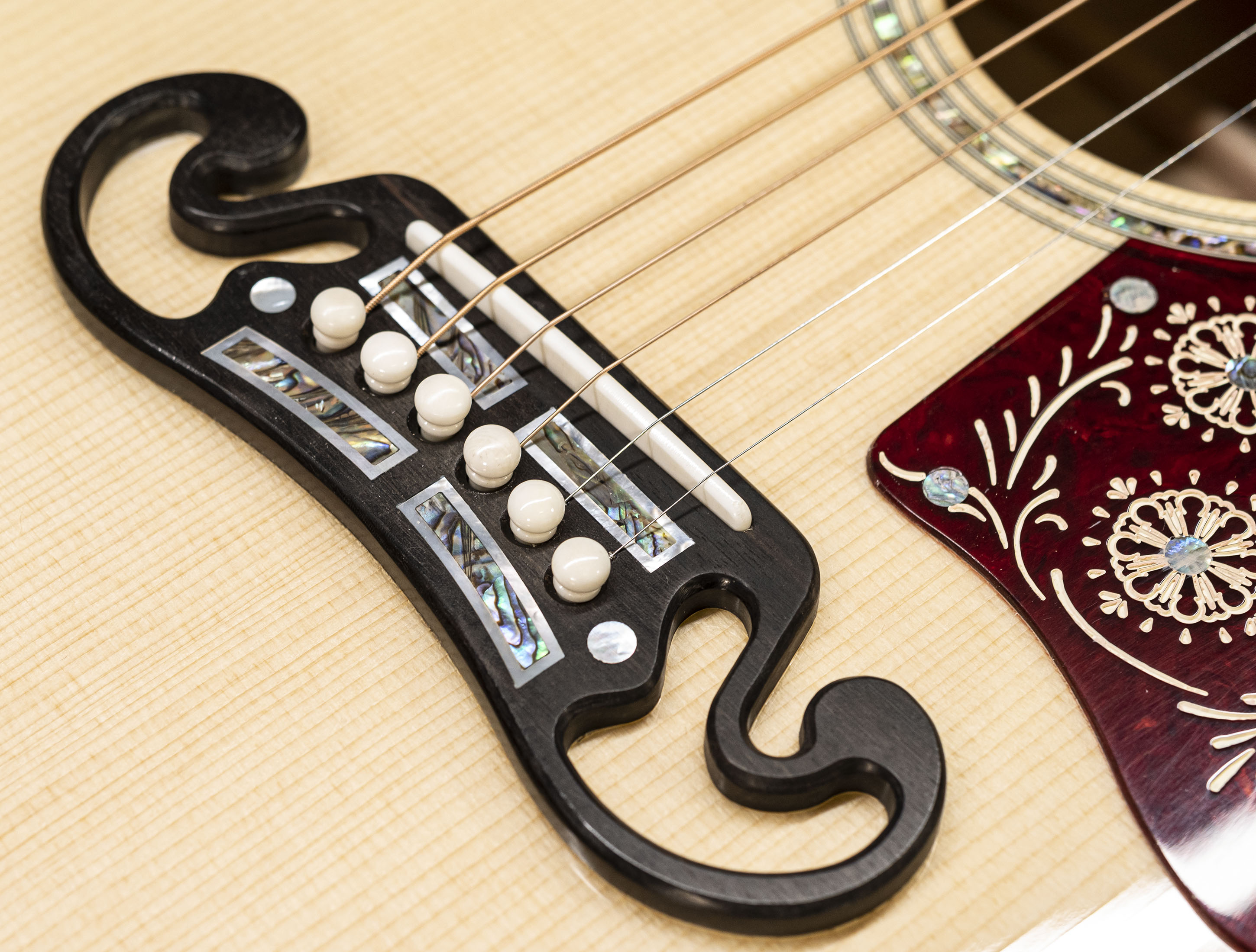 a115338_Gibson-SJ-200-Monarch-Mastershop-All-Antique-Natural a115338 gibson-sj-200-monarch-mastershop-all-antique-natural