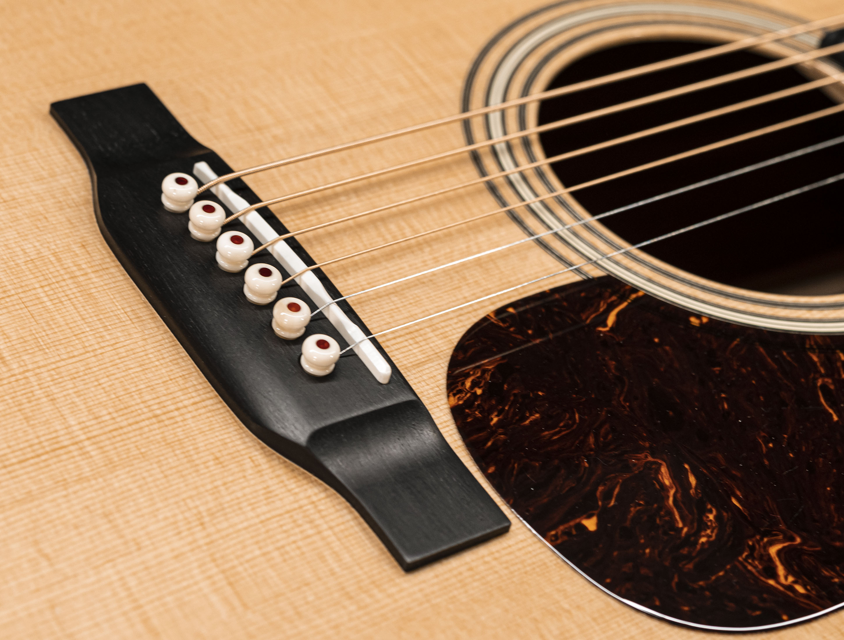 a128135-Martin-Custom-Shop-Super-D-High-Flame-Koa a128135-martin-custom-shop-super-d-high-flame-koa