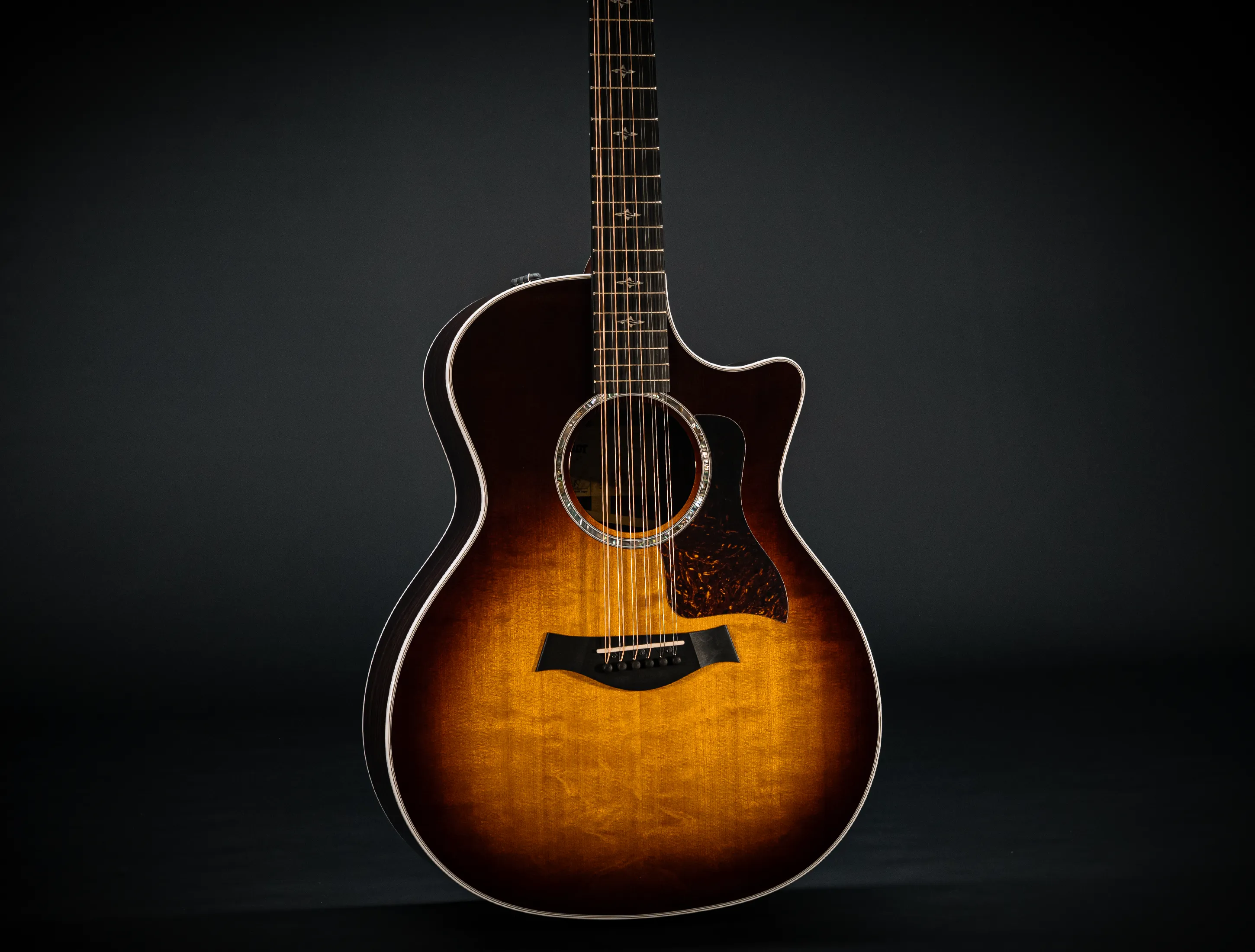 Taylor 454ce Tobacco Sunburst 12 Saitig Taylor 454ce Tobacco Sunburst 12 Saitig