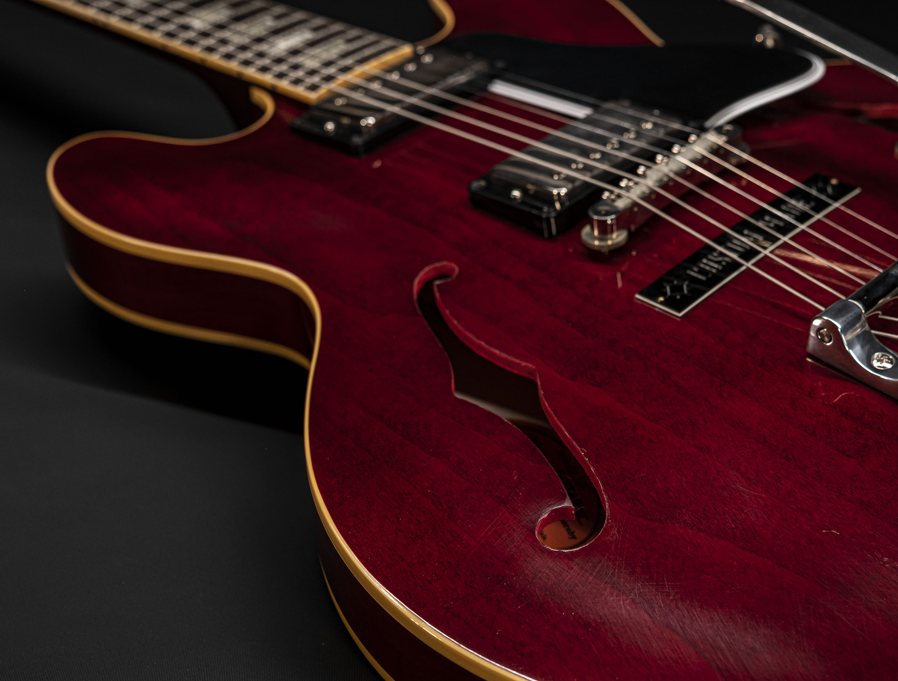 a139629 gibson-es-335-1964-bigsby-custom-shop-murphy-lab-authentic-light-aged-antique-viking-red