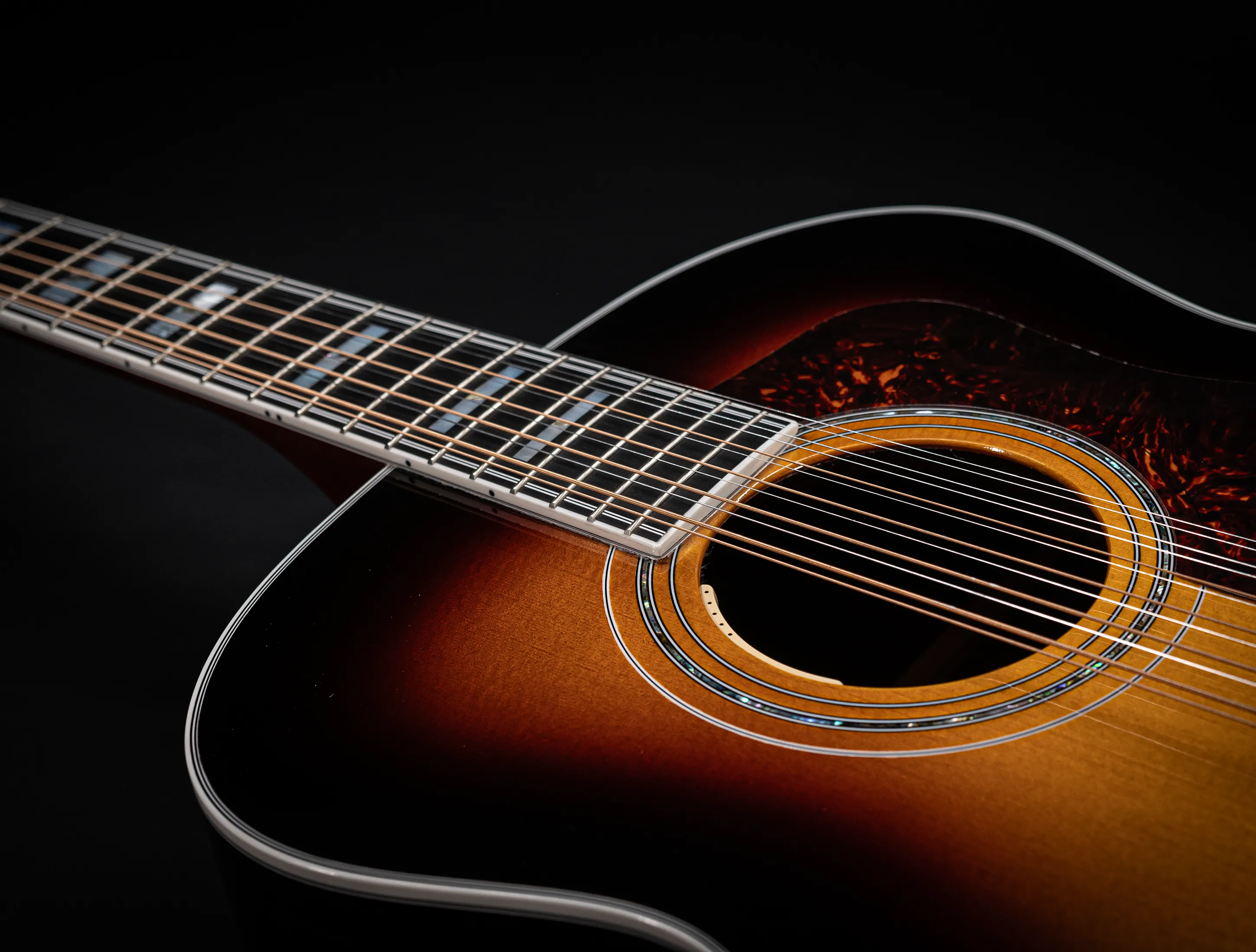 a175757-Guild-F-512E-ATB-Antique-Sunburst-L.R.Baggs-12-Saitig-USA-Musikhaus-Hermann-