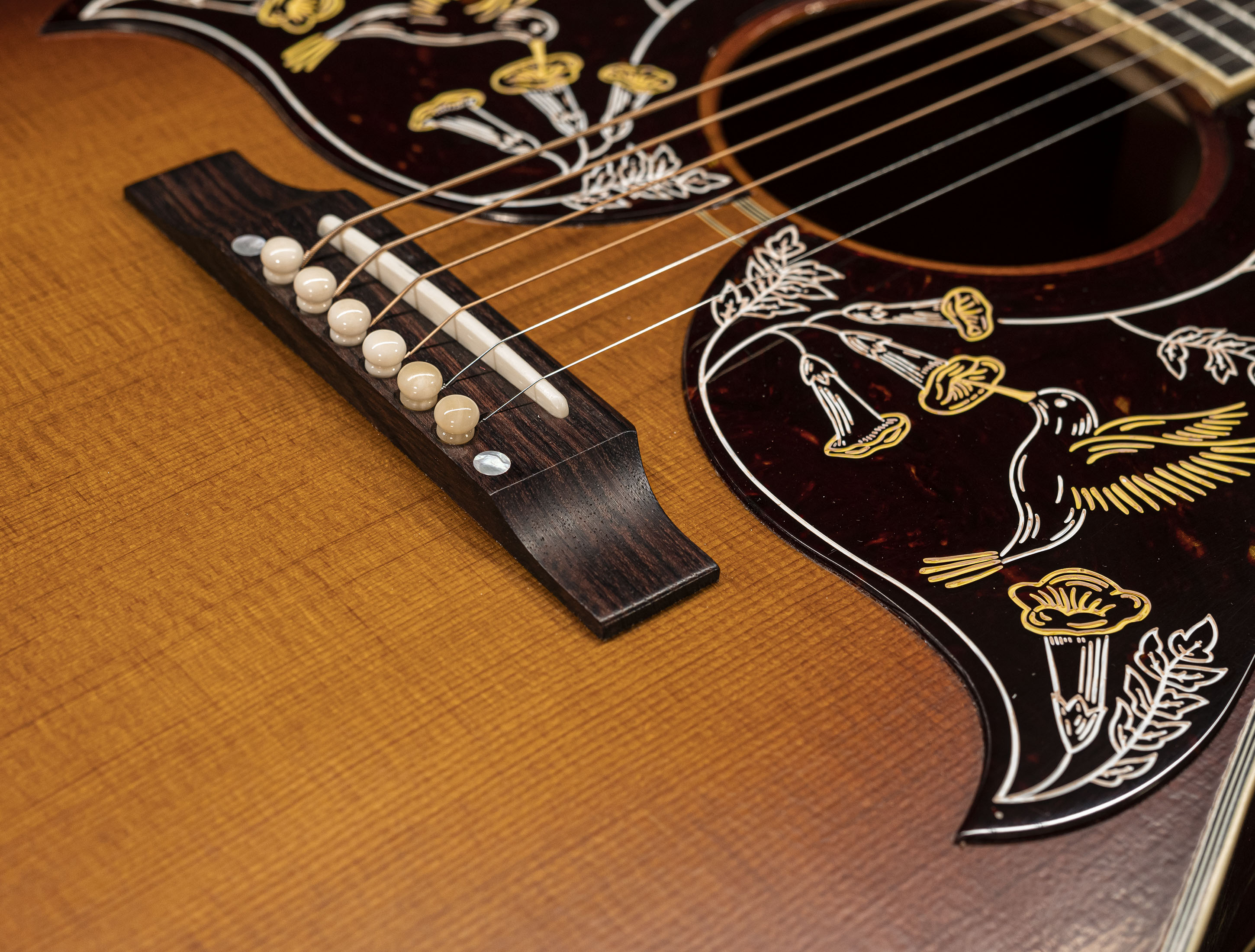 a138925-gibson-1960-hummingbird-double-pickguard-custom-shop-thermally-aged-adirondack-antique-60s-cherry