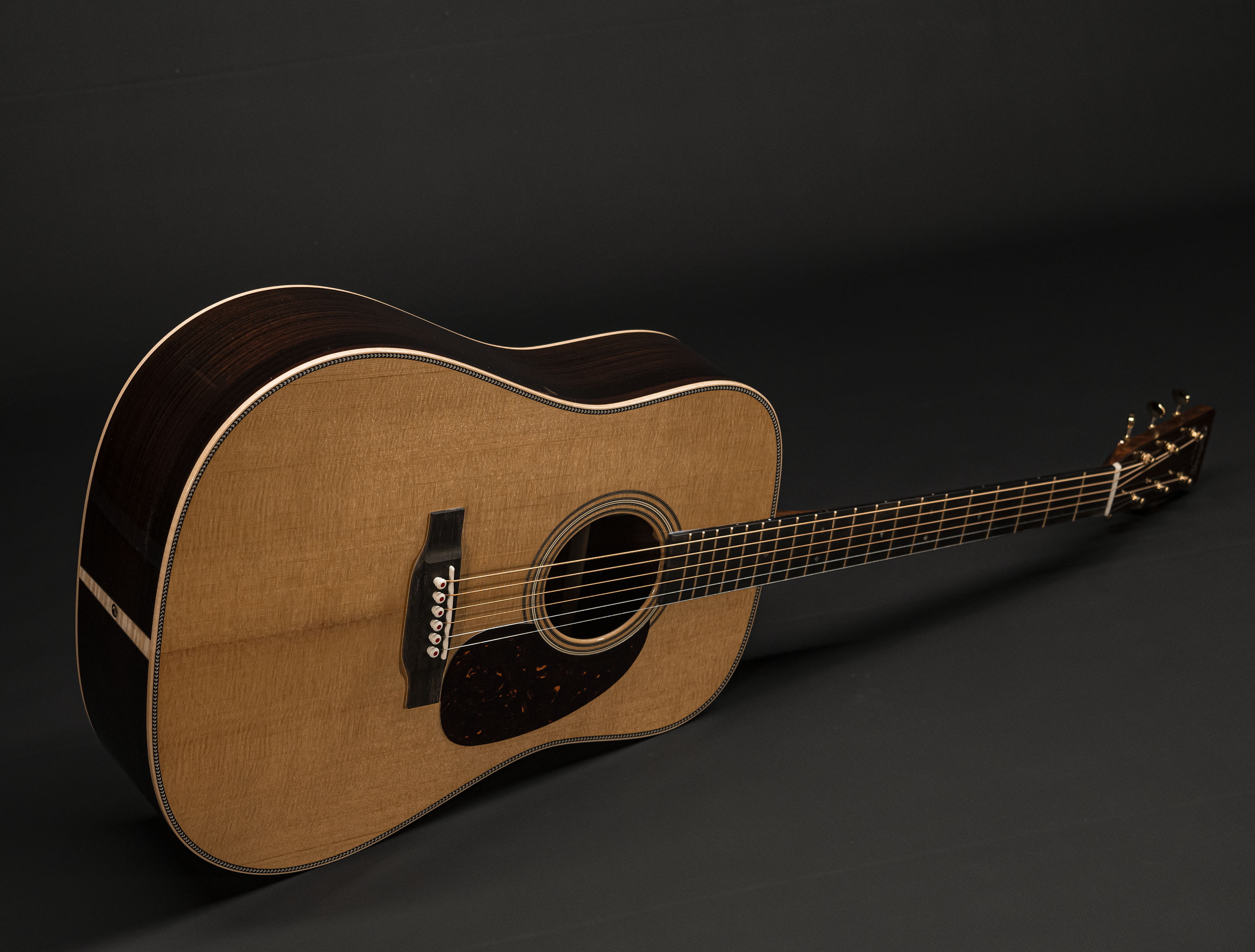 Show gallery (25 images) a118472 martin-d-28-modern-deluxe