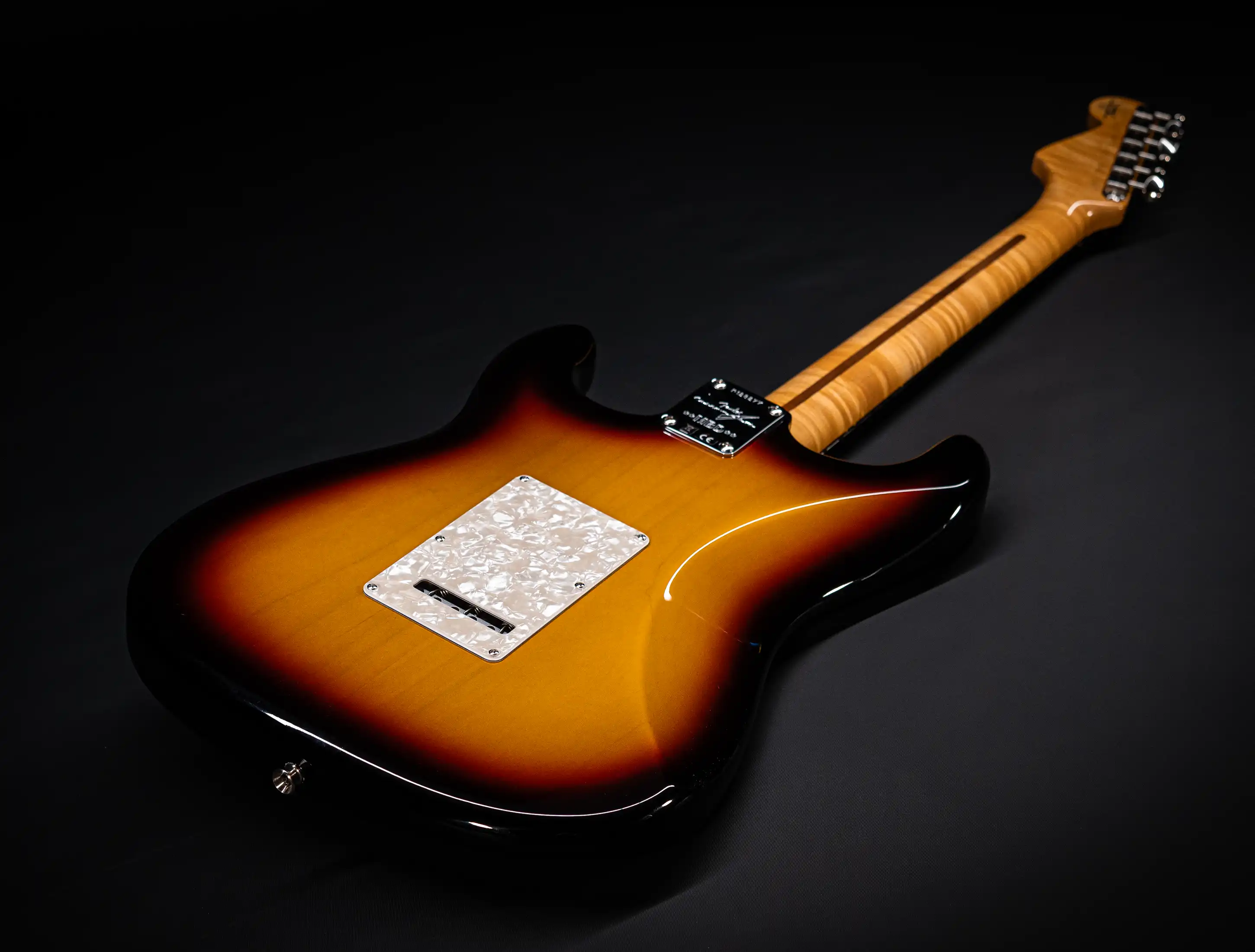 a154620 Fender-MBD-Limited-60s-STARS-Stratocaster-NOS-flame-Neck-Sunburst