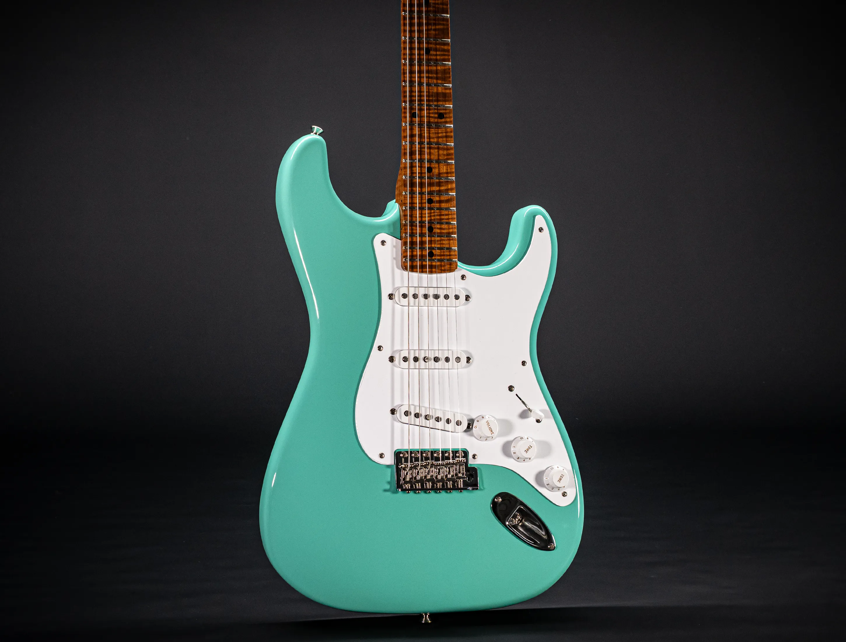 Fender 50`s Limited Stratocaster NOS Mastergrade roasted Flame AAAA Neck - Sea Foam Green