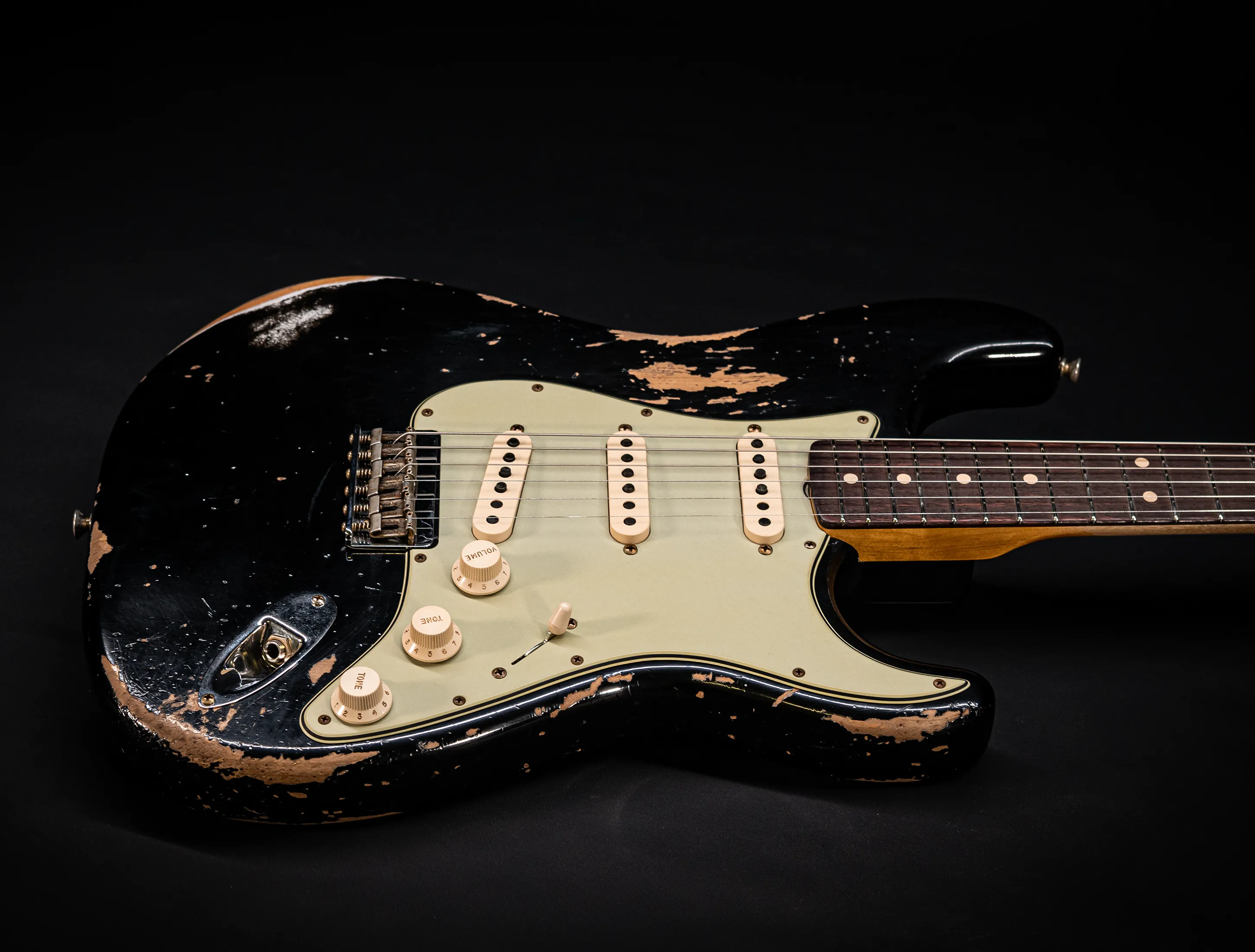 a172959Fender MBD Limited 1963 Hardtail Stratocaster Heavy Relic - Black Muikhaus-Hermann