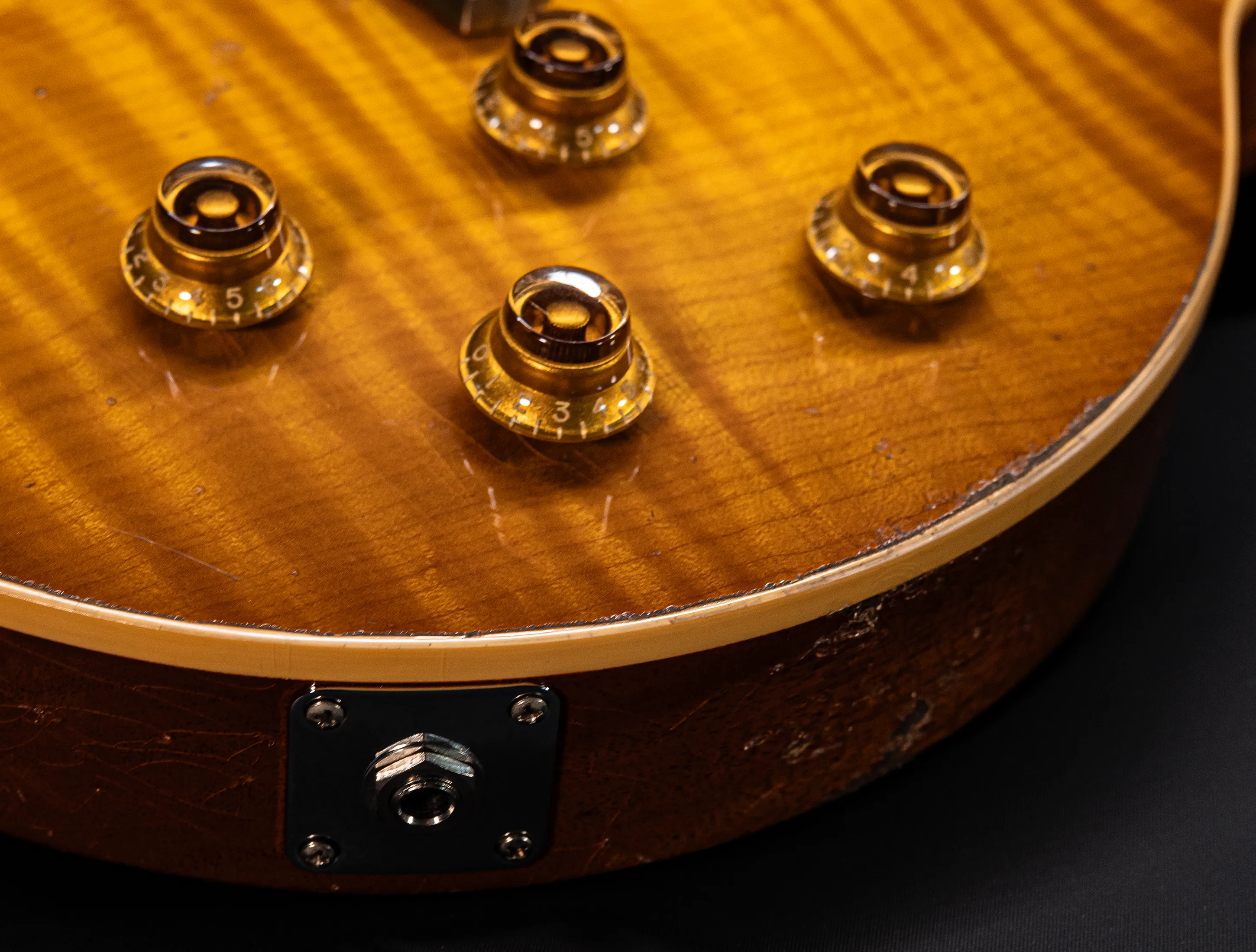 Show gallery (36 images) a163121 Gibson Les Paul 1959 Double Black Murphy LAB R9 Authentic Heavy Aged - Butterscotch