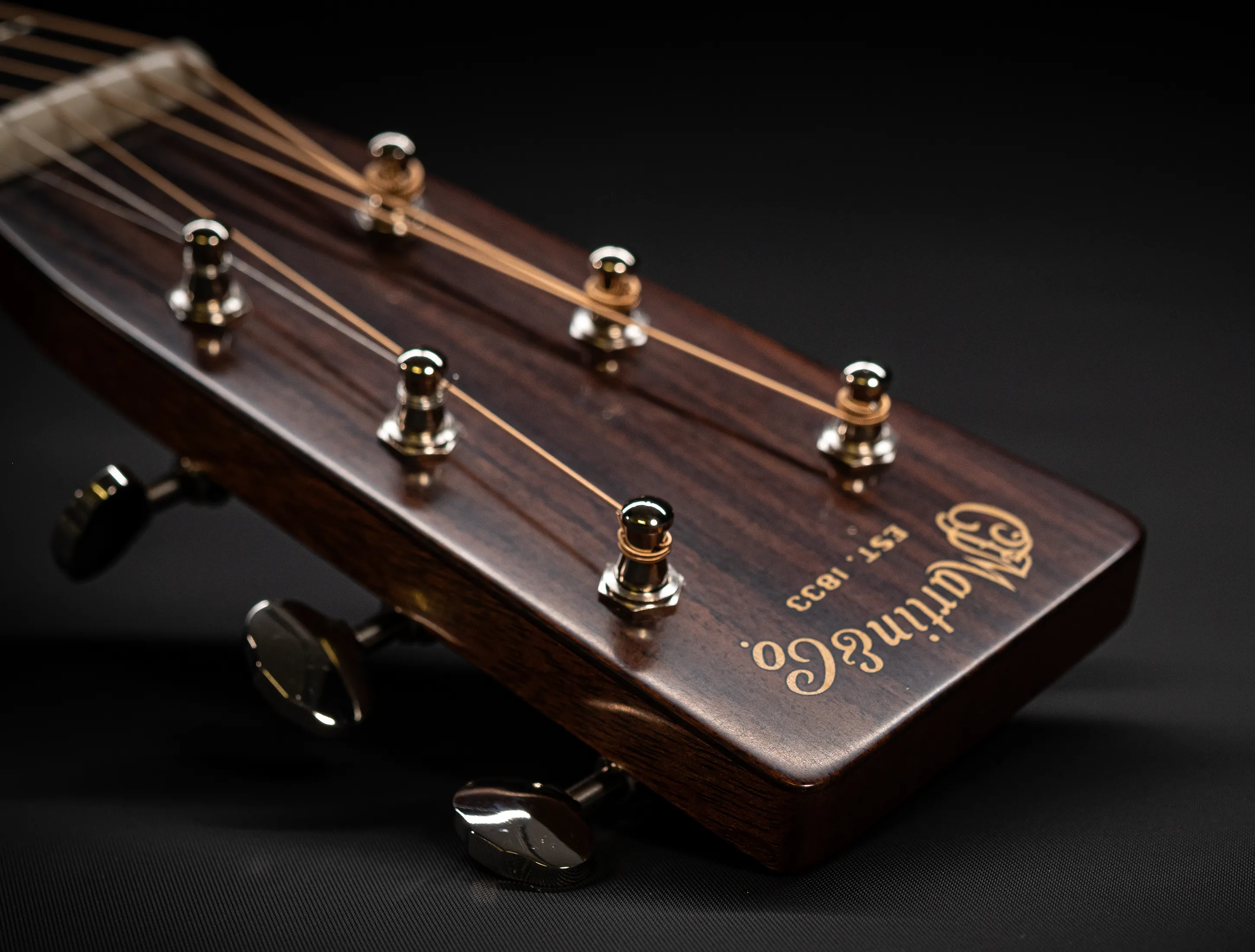 Galerie anzeigen (30 Bilder) a170589 Martin Custom Shop 000-28 Authentic 1937 - Ambertone Burst