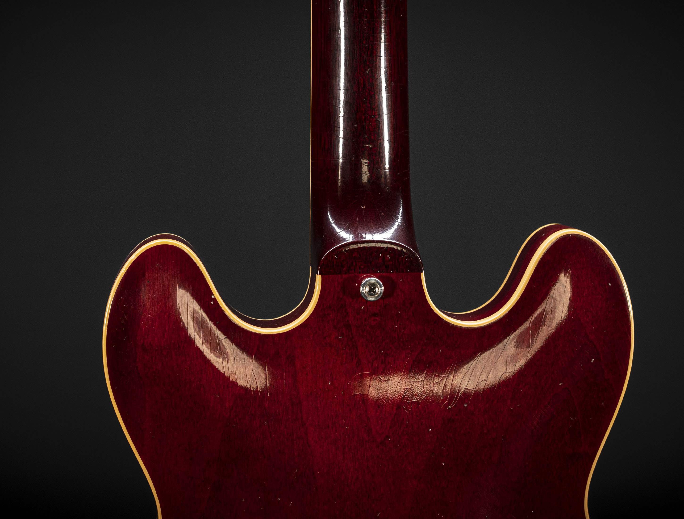 a134671_Gibson-ES-335-1964-Murphy-Lab-Ultra-Light-Aged-Sixties-Cherry a134671 gibson-es-335-1964-murphy-lab-ultra-light-aged-sixties-cherry