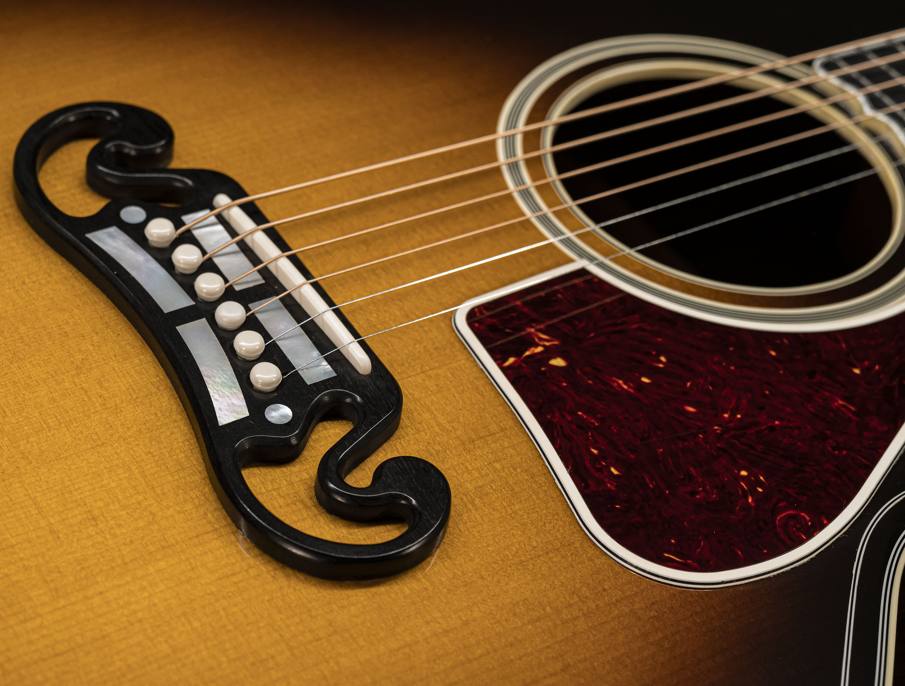 a126679_Gibson-SJ-200-Western-Classic a126679 gibson-sj-200-western-classic