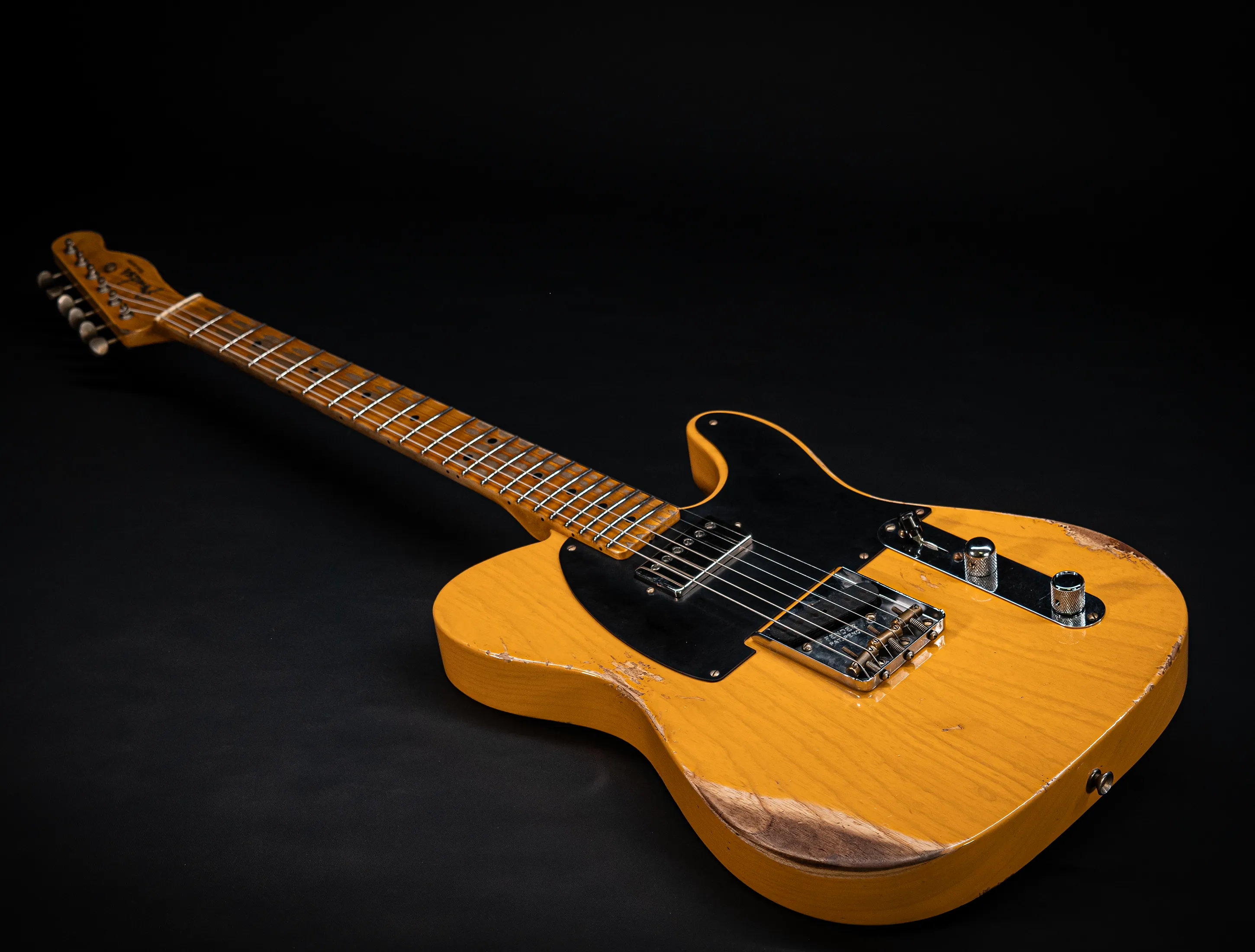 a173255Fender MBD Limited 1952 Humbucker Telecaster Heavy Relic - Butterscotch Blonde Muikhaus-Hermann
