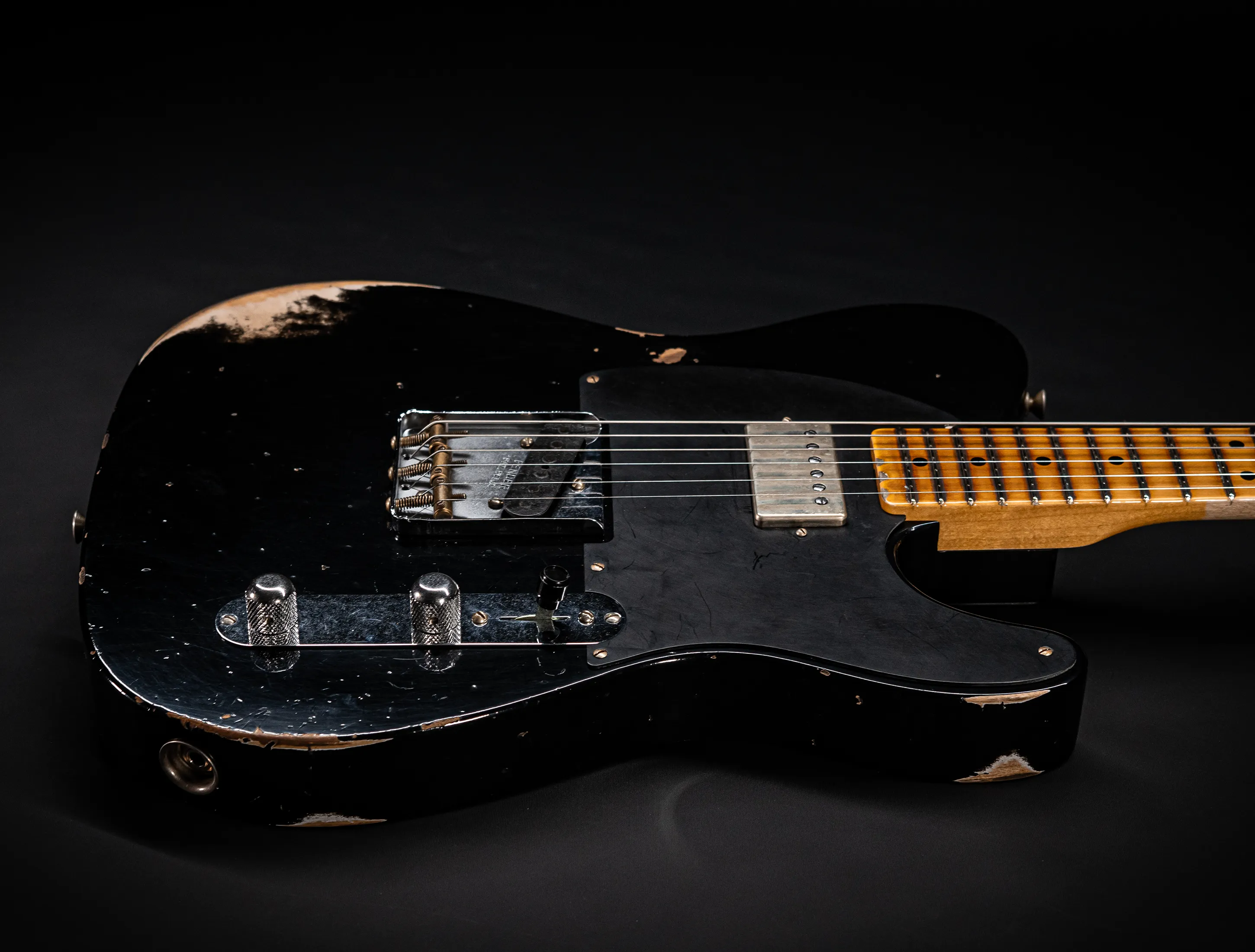 Fender MBD 1952 Telecaster Humbucker Between Relic & Heavy Relic - Black
