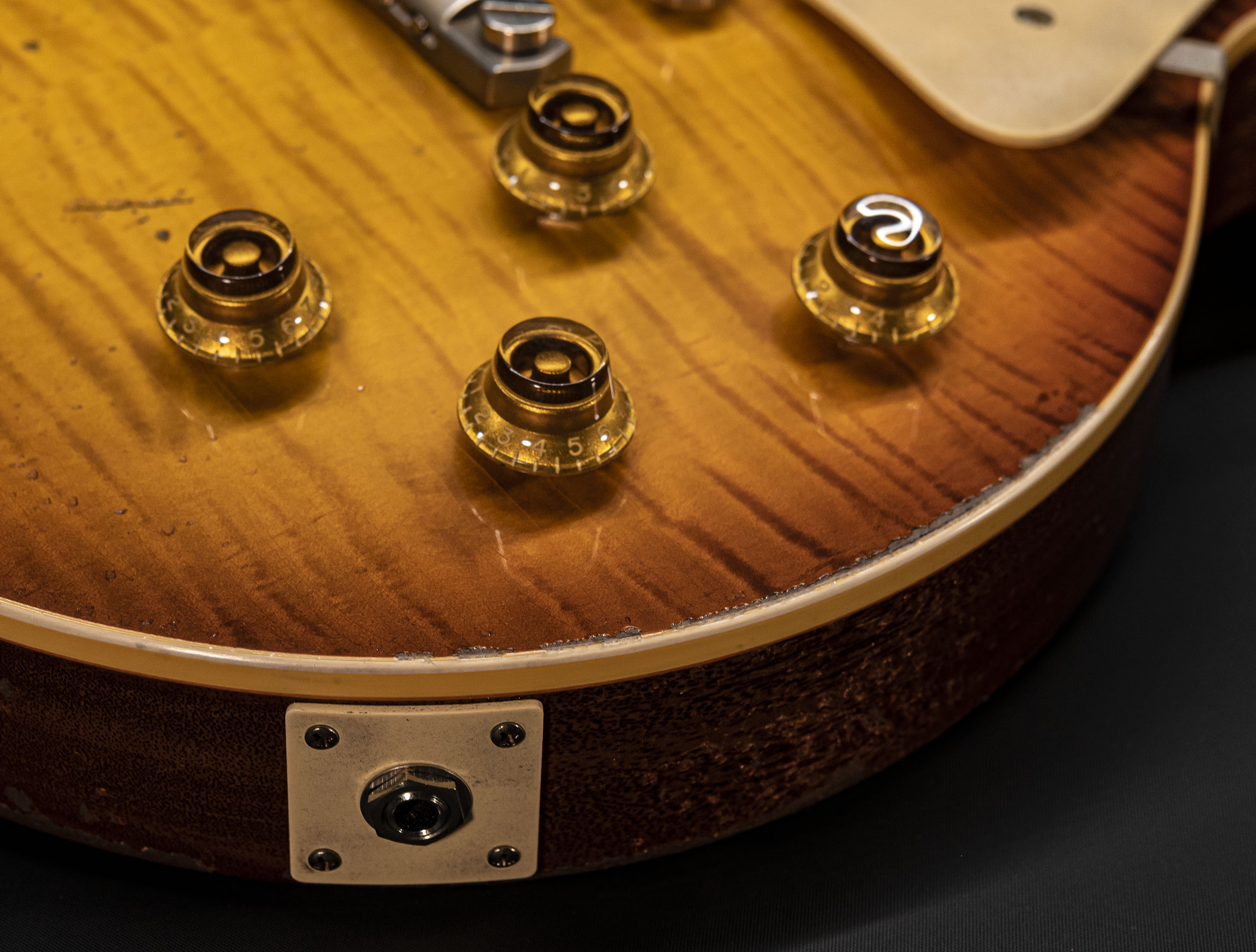 a138820-Gibson-Les-Paul-1959-The-Burst-Tom-Murphy-Painted-TM-R9-Ultra-Heavy-Aged-Murphys-Tea-931783 a138820-gibson-les-paul-1959-the-burst-tom-murphy-painted-tm-r9-ultra-heavy-aged-murphys-tea-931783