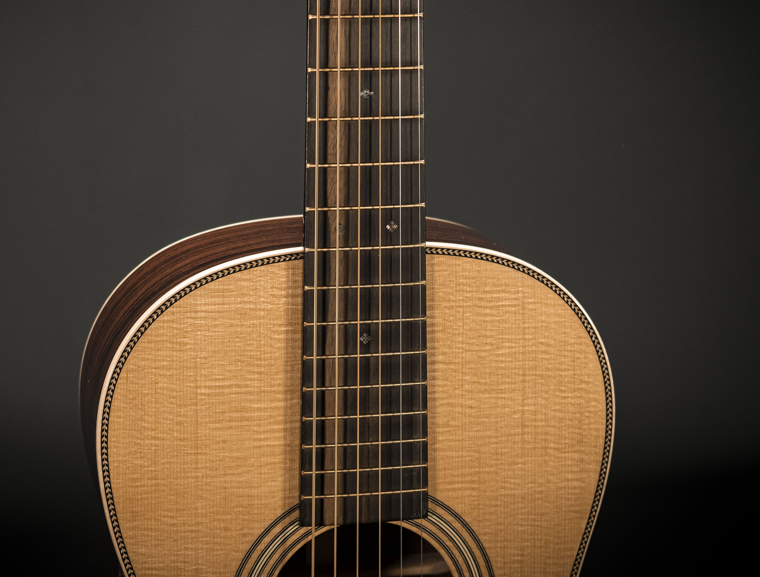 Show gallery (23 images) a140535 martin-0012-28-12-fret-modern-deluxe