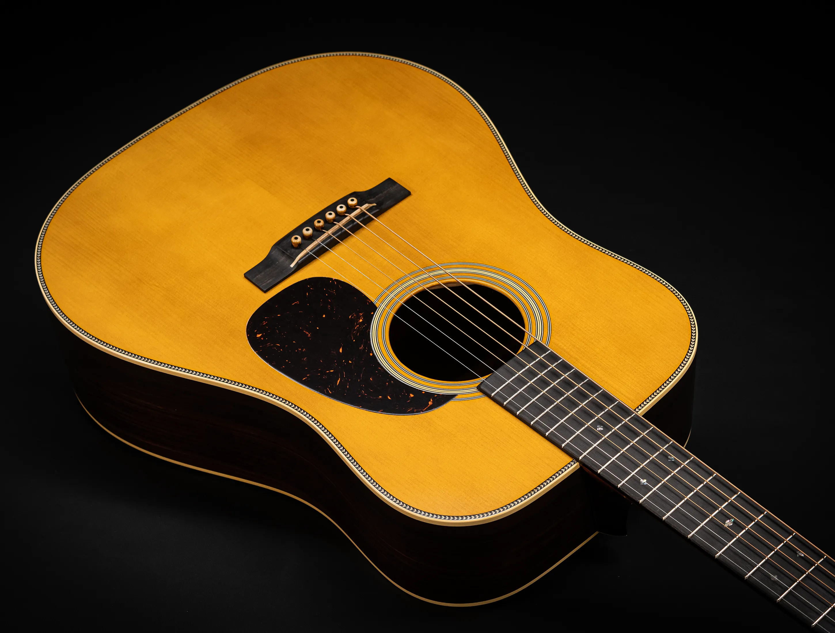 Galerie anzeigen (30 Bilder) a161439 Martin Custom Shop D-28 Authentic 1937 - Stage 1 Aging