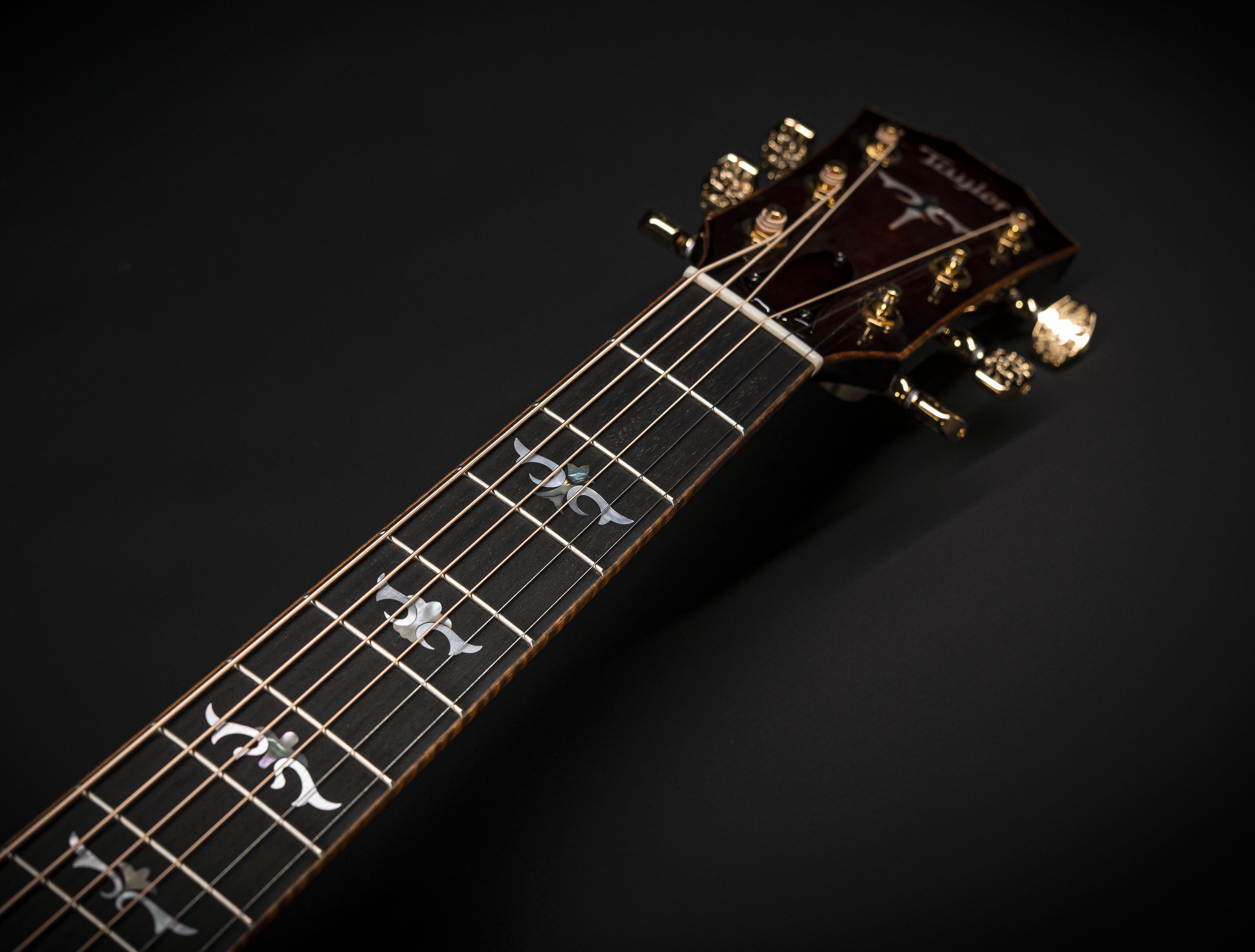 a143262 Taylor-Custom-Baja-Grand-Auditorium