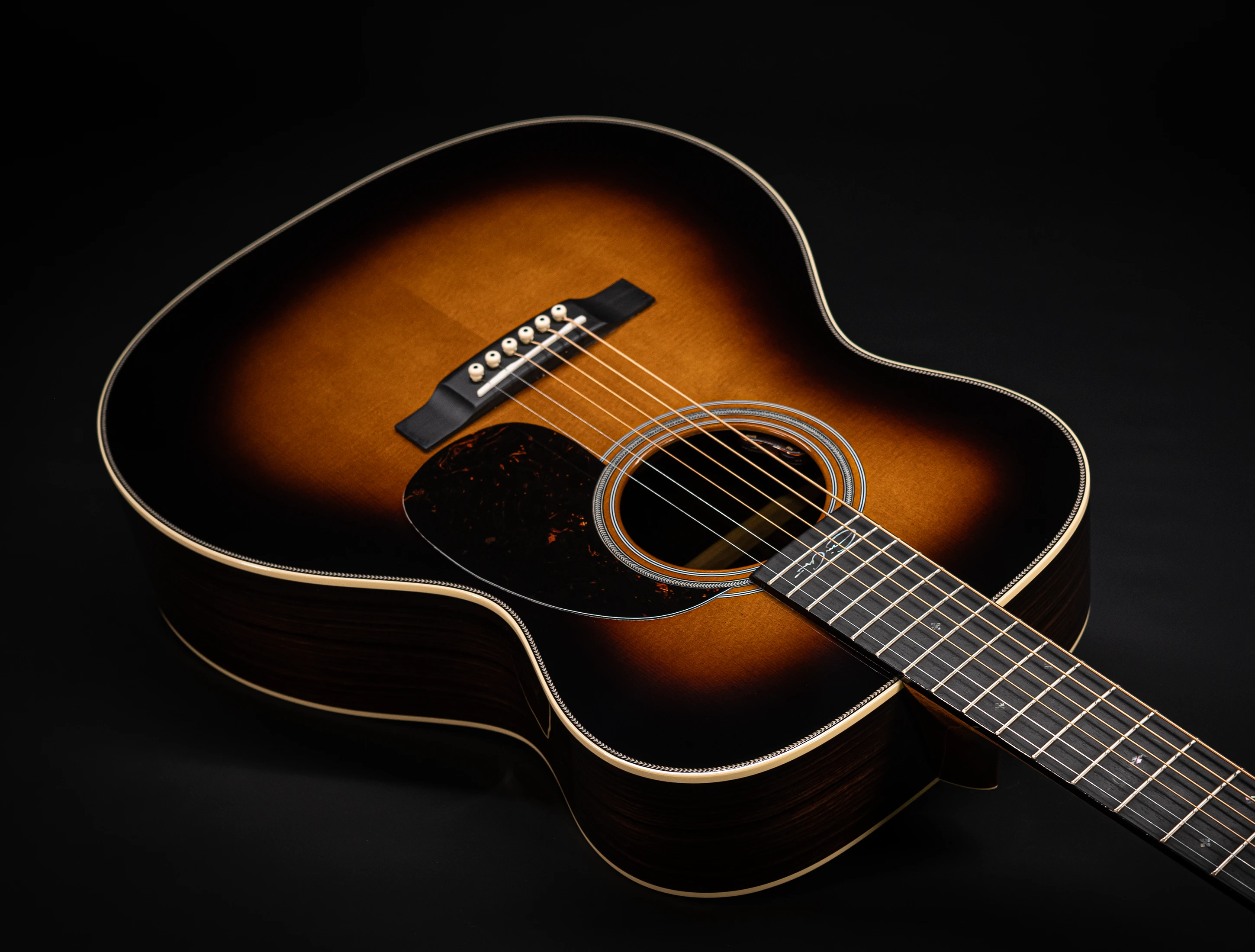 Galerie anzeigen (24 Bilder) a172411 Martin 000-28EC E LRB Eric Clapton - LR Baggs VTC Musikhaus-Hermann